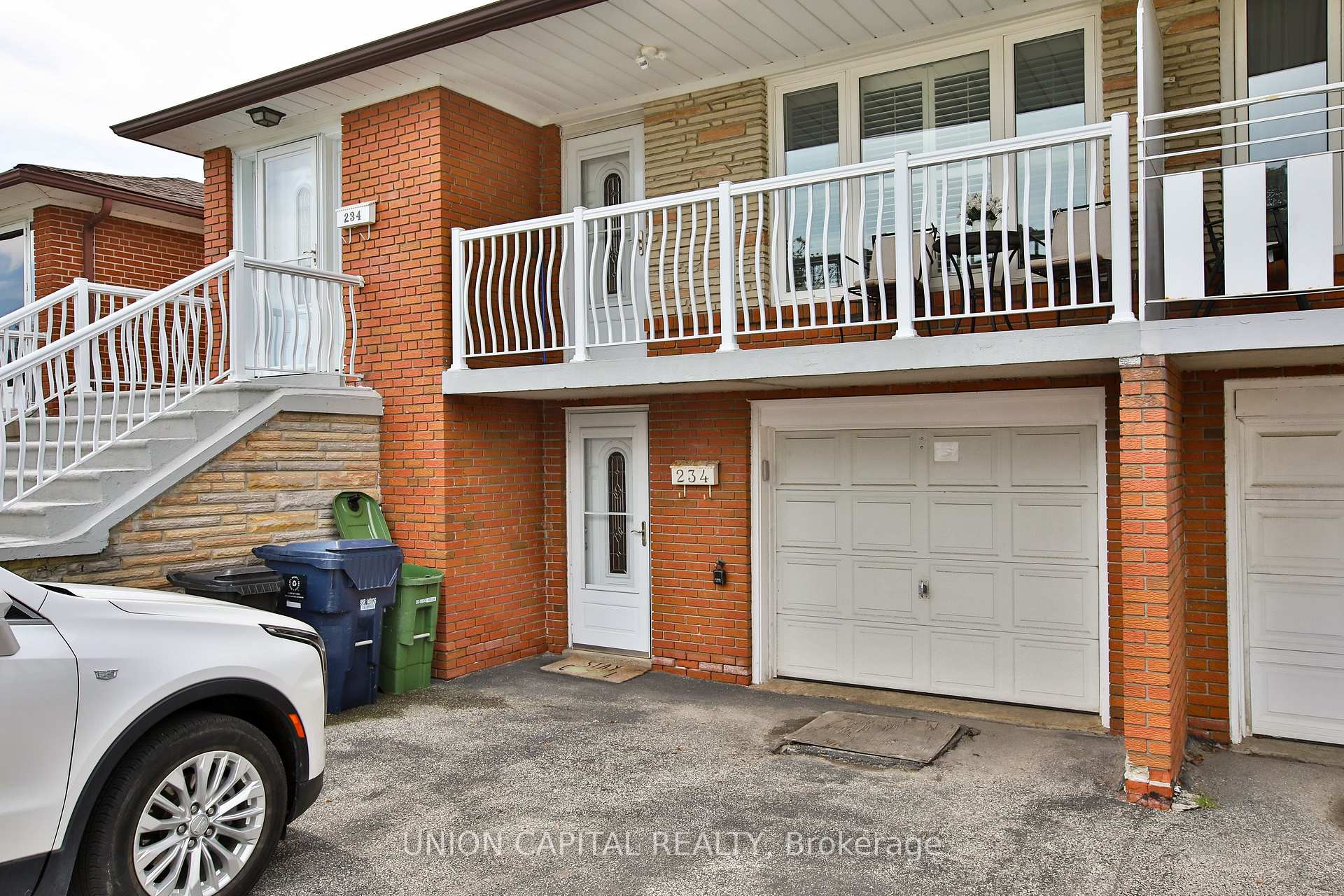 Front of Unit Basement, 234 Fairglen Avenue