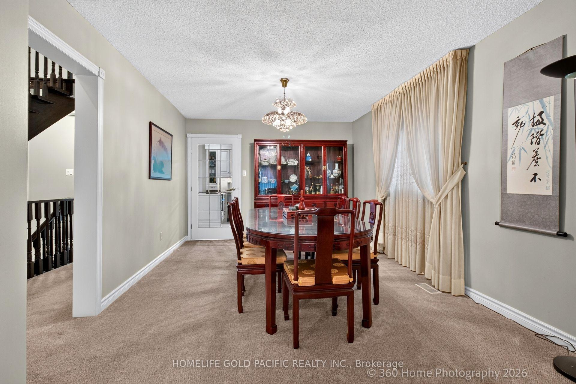 Photo 8 of 48 Captain Francis Drive, Markham, Buttonville — HOMEH