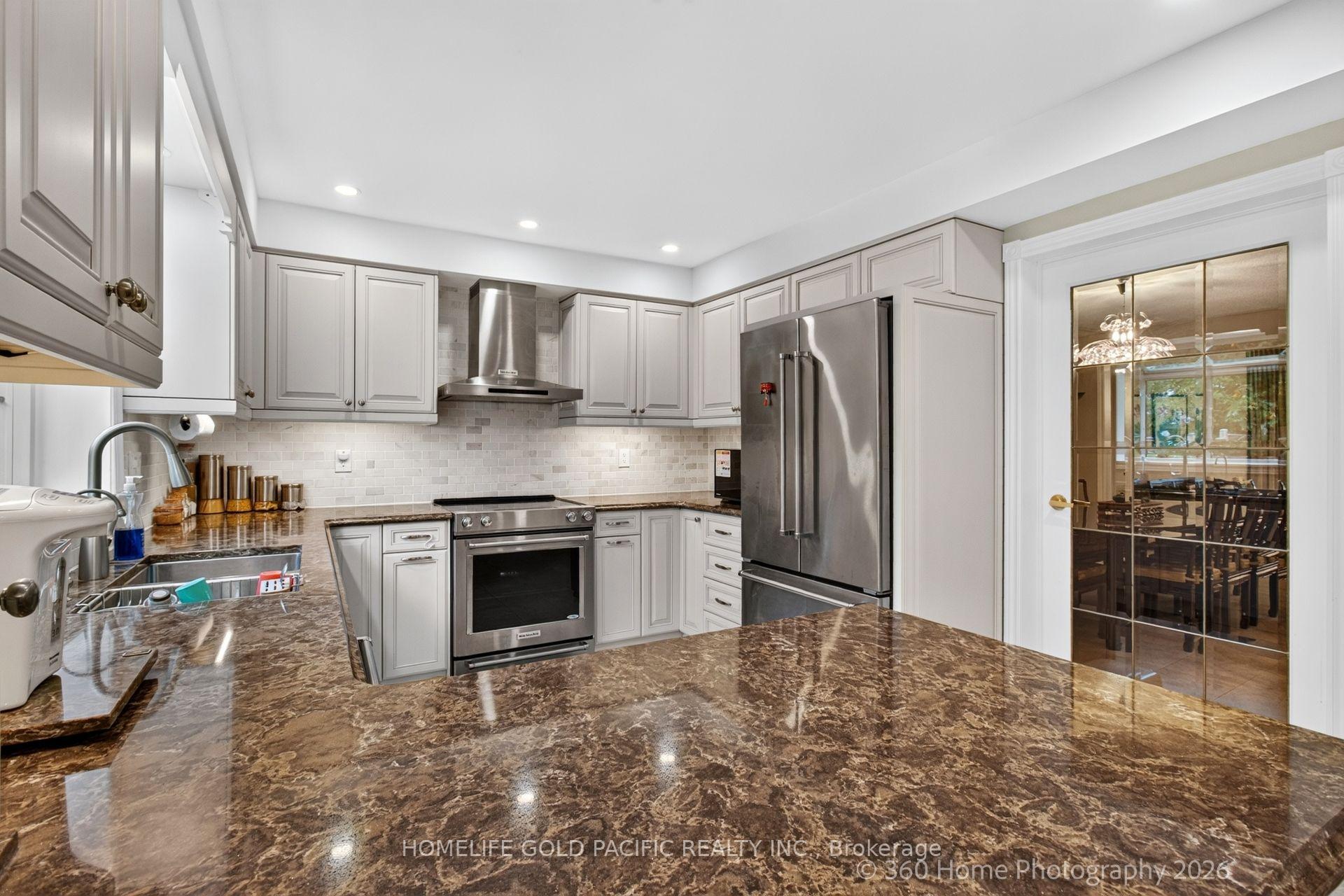 Photo 20 of 48 Captain Francis Drive, Markham, Buttonville — HOMEH