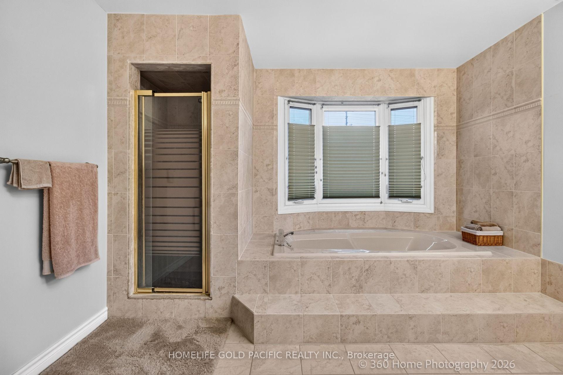 Photo 29 of 48 Captain Francis Drive, Markham, Buttonville — HOMEH