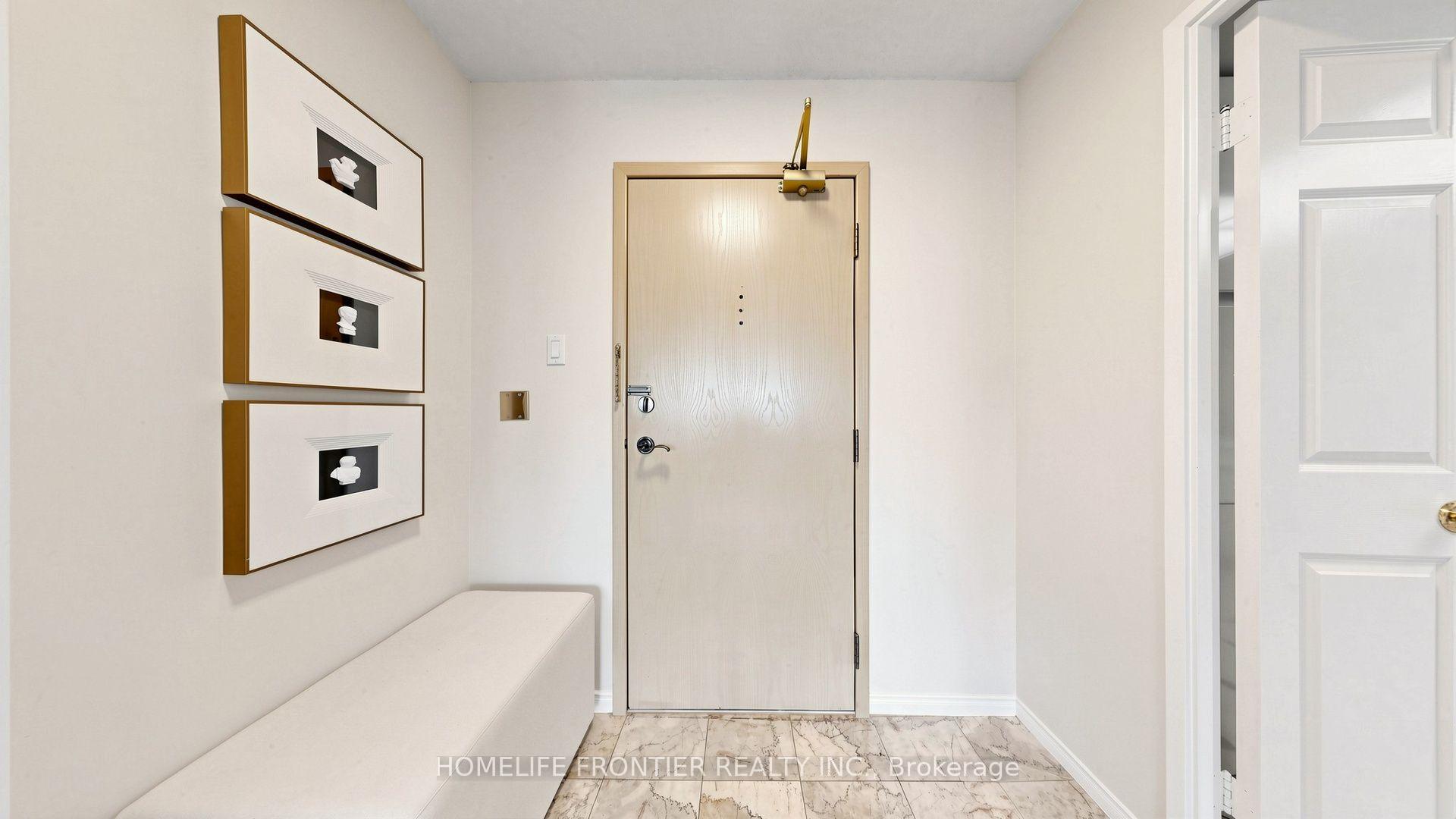 Photo 3 of Unit 1016, 7825 Bayview Avenue, Markham, Aileen-Willowbrook — HOMEH