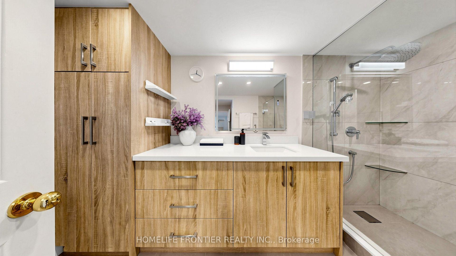 Photo 19 of Unit 1016, 7825 Bayview Avenue, Markham, Aileen-Willowbrook — HOMEH