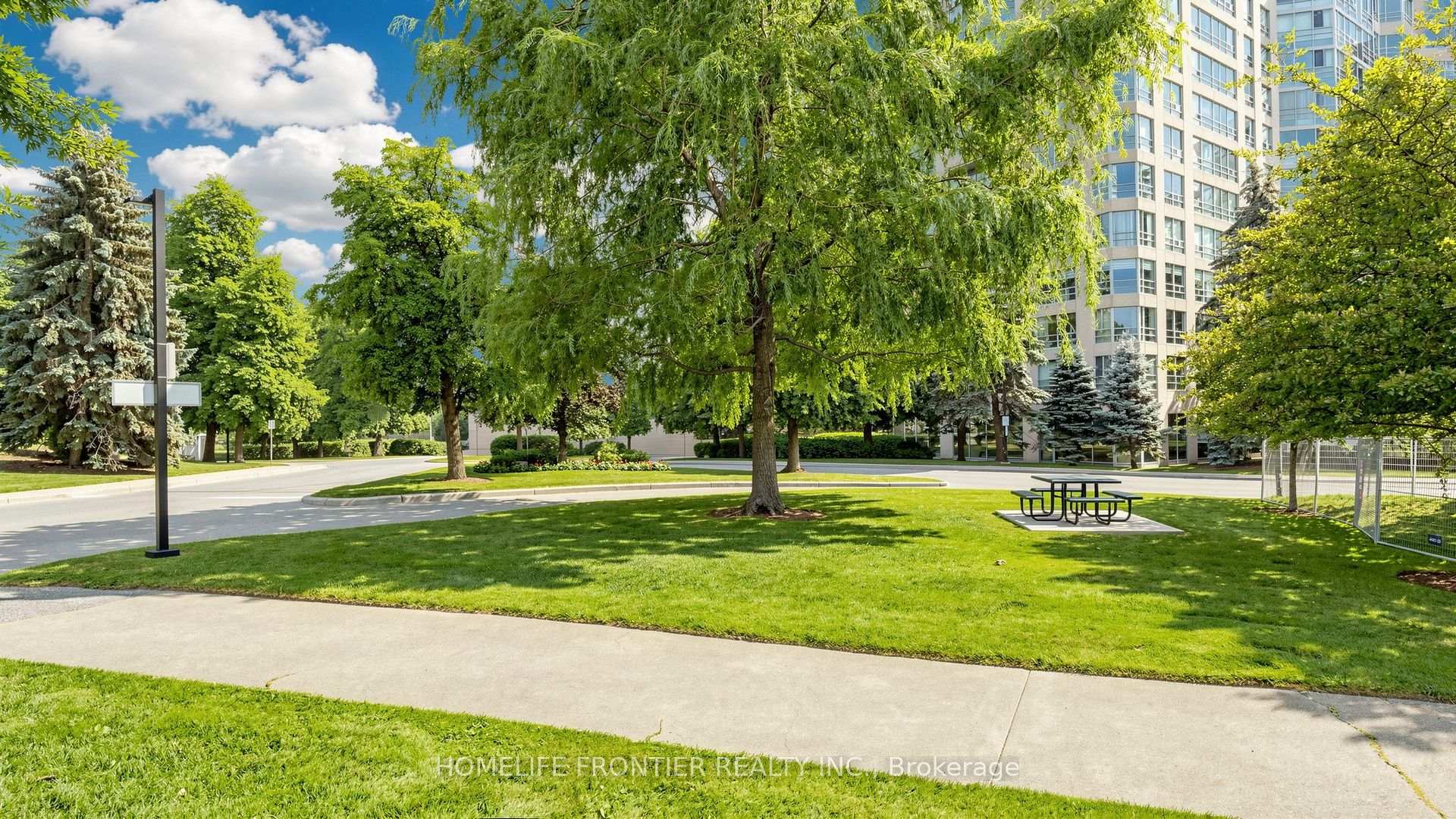 Photo 31 of Unit 1016, 7825 Bayview Avenue, Markham, Aileen-Willowbrook — HOMEH