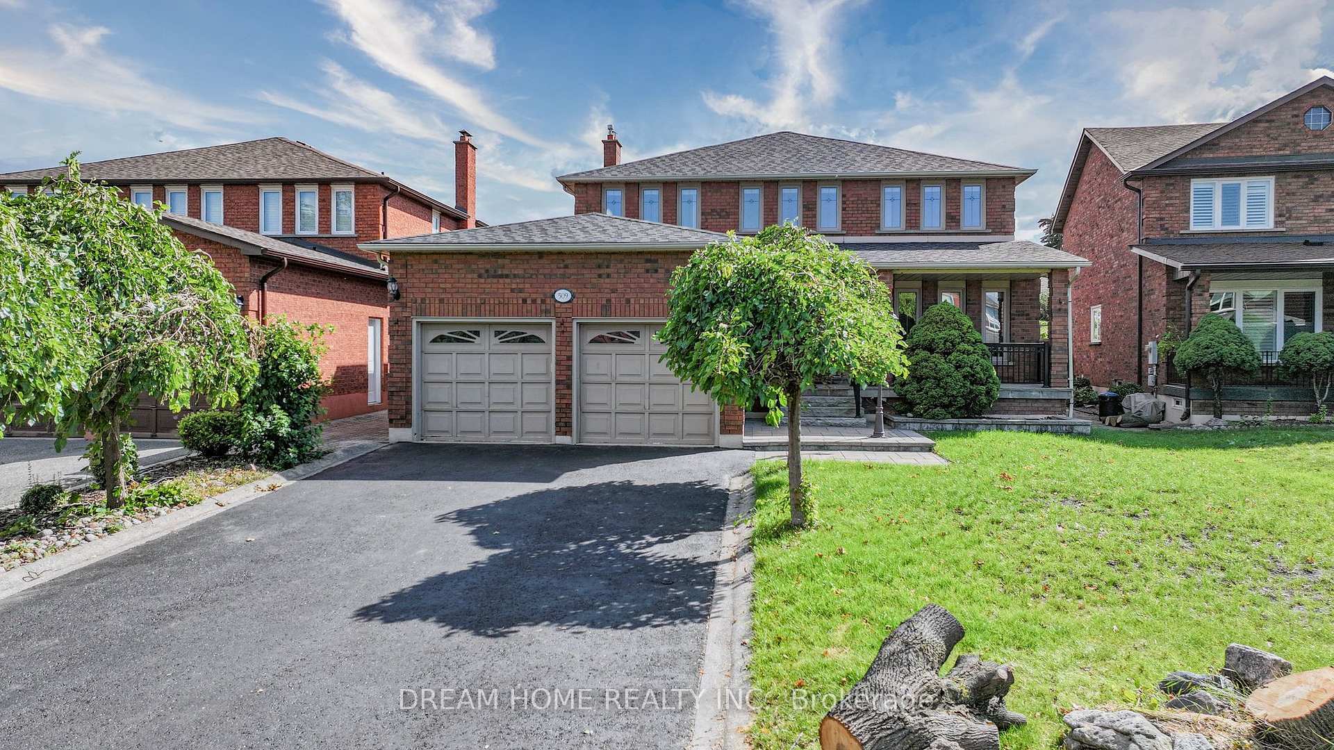 Photo 2 of 509 Forest Drive, Vaughan, West Woodbridge — HOMEH