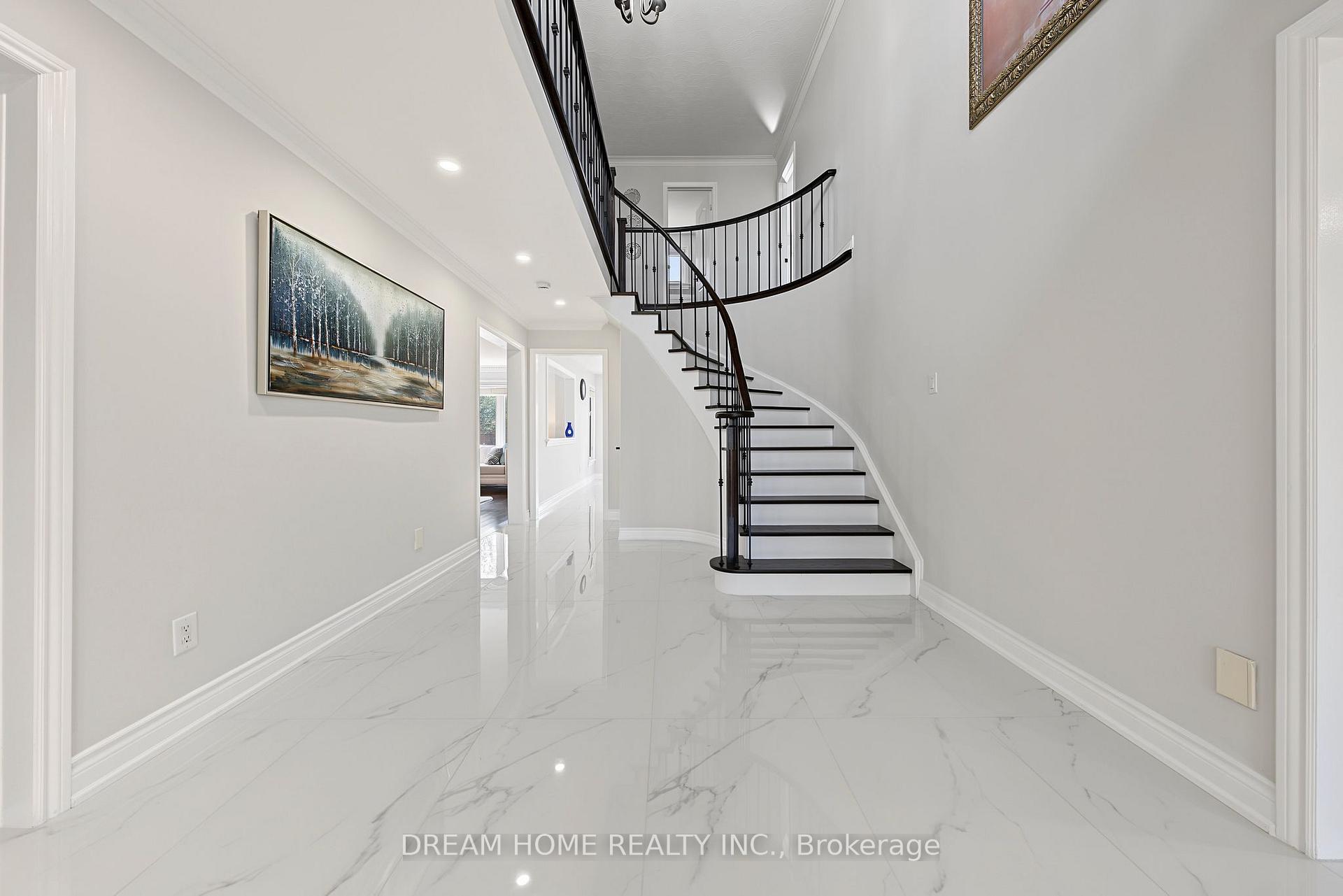 Photo 6 of 509 Forest Drive, Vaughan, West Woodbridge — HOMEH