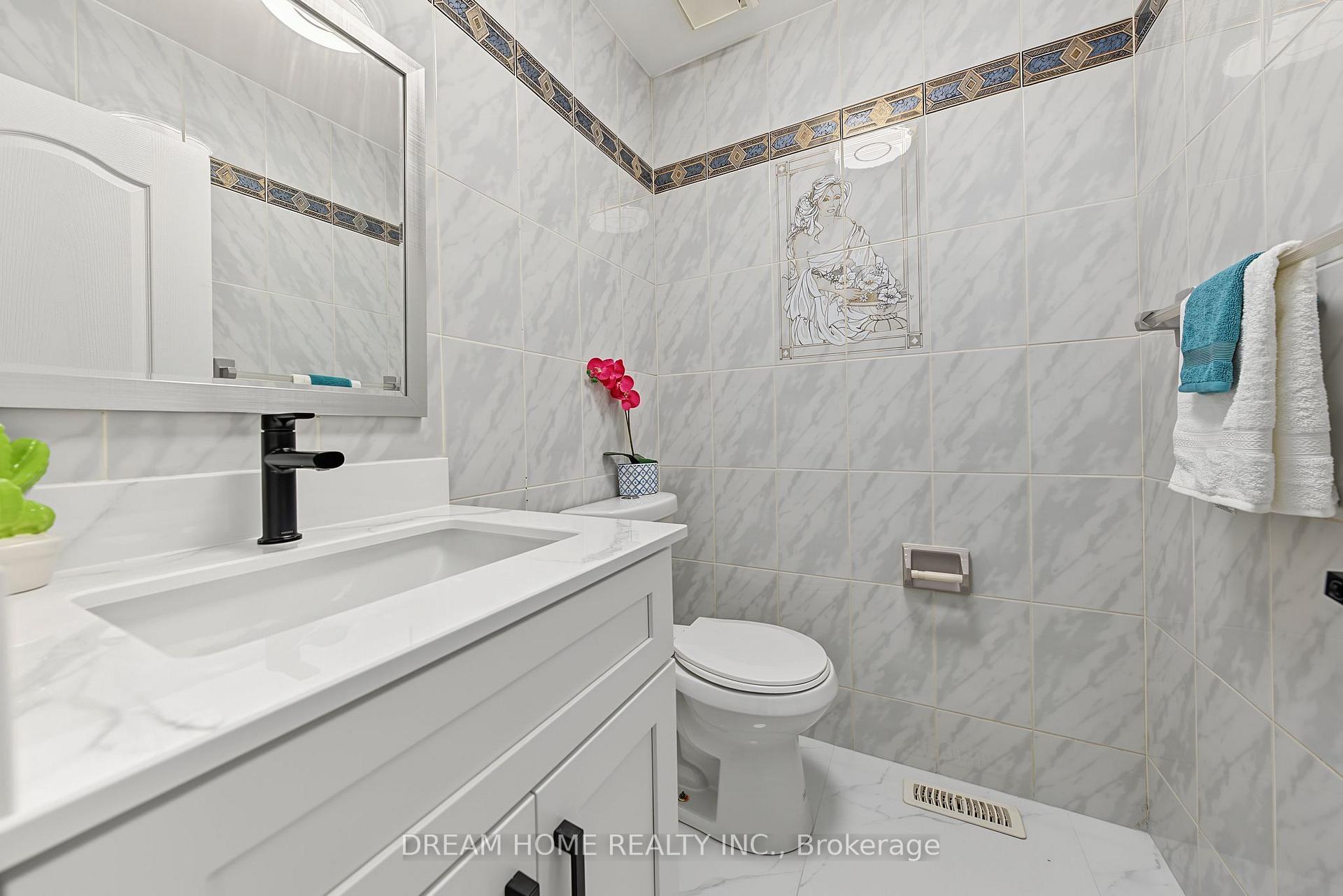 Photo 7 of 509 Forest Drive, Vaughan, West Woodbridge — HOMEH