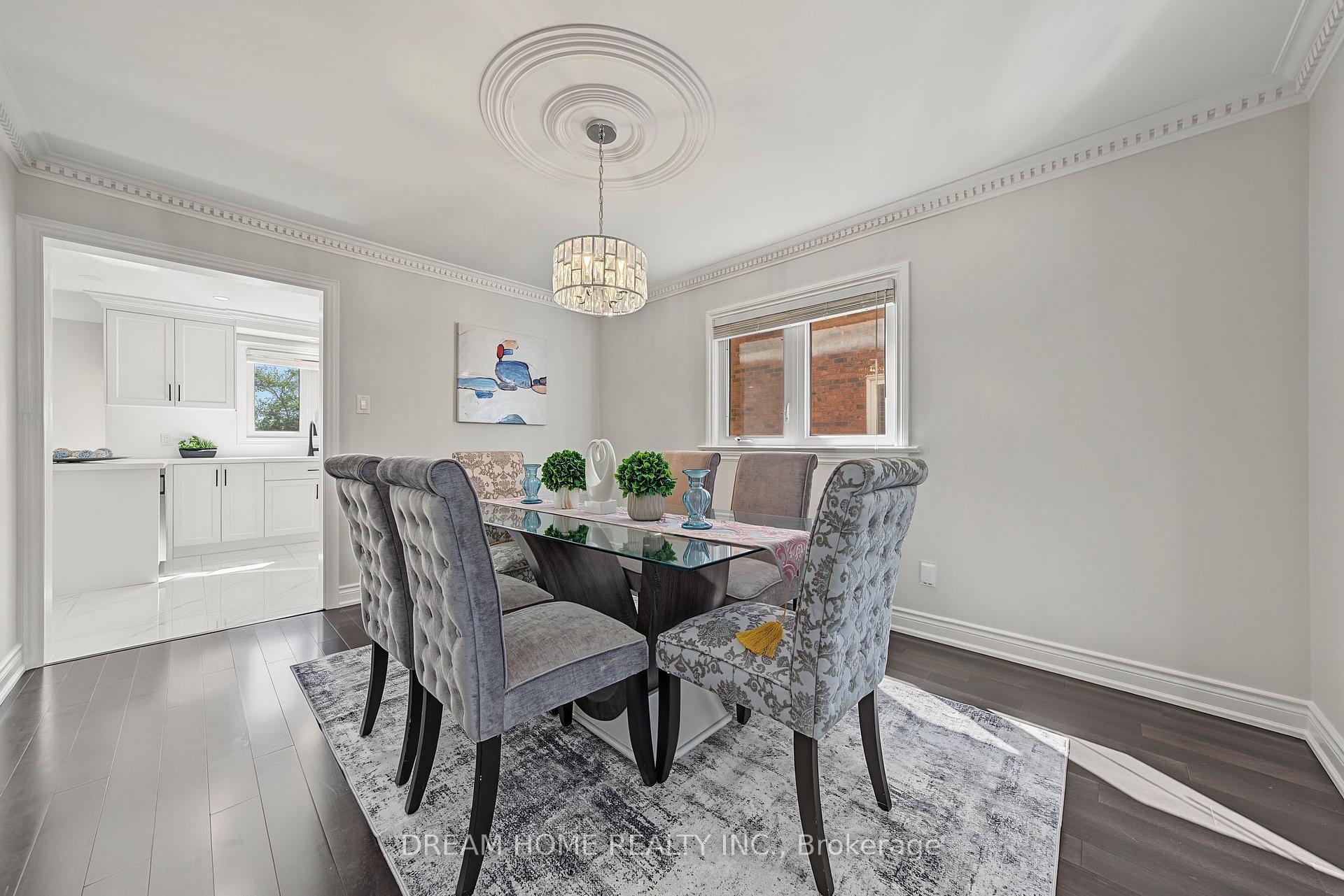 Photo 12 of 509 Forest Drive, Vaughan, West Woodbridge — HOMEH