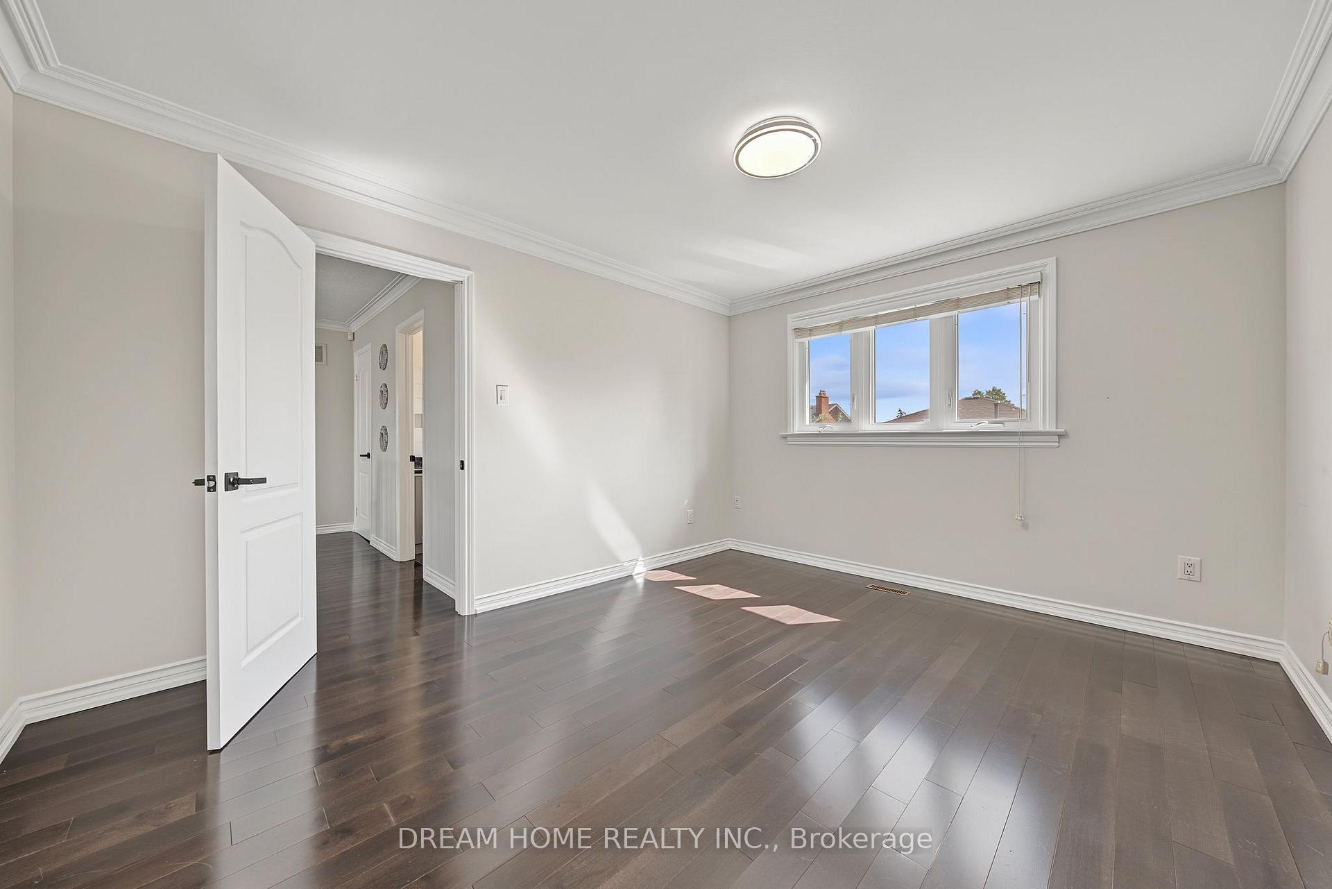 Photo 30 of 509 Forest Drive, Vaughan, West Woodbridge — HOMEH