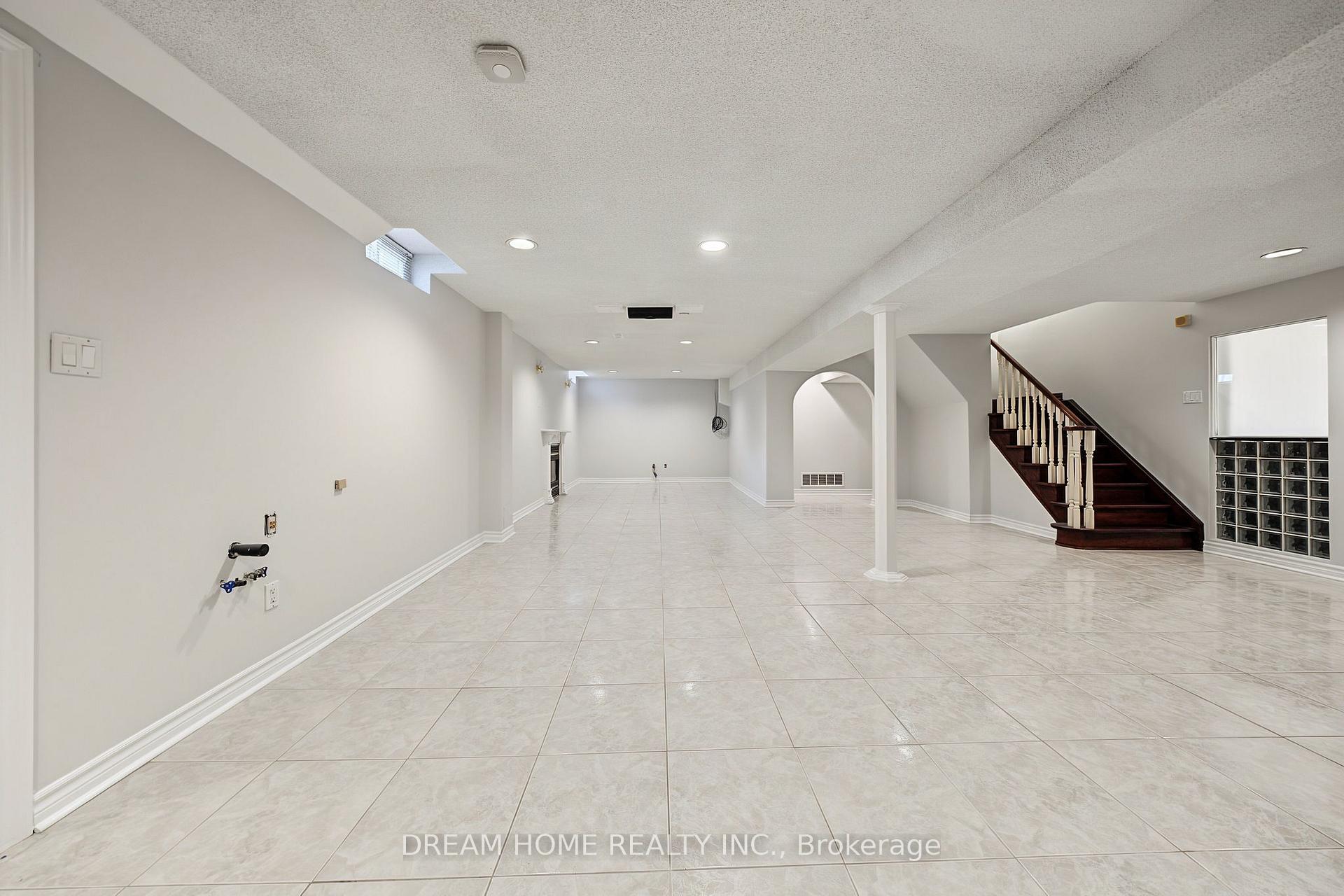 Photo 34 of 509 Forest Drive, Vaughan, West Woodbridge — HOMEH