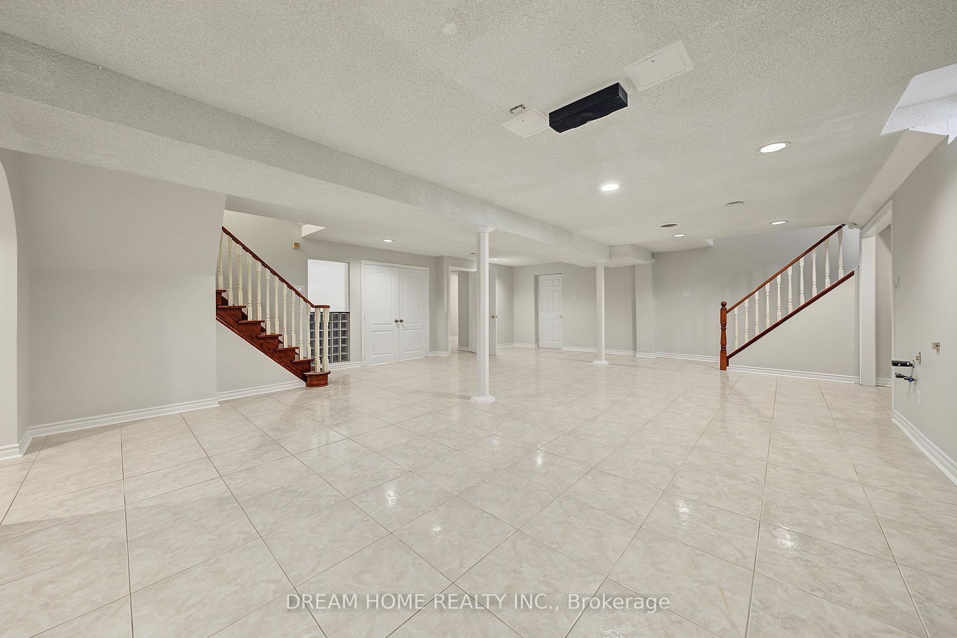 Photo 36 of 509 Forest Drive, Vaughan, West Woodbridge — HOMEH
