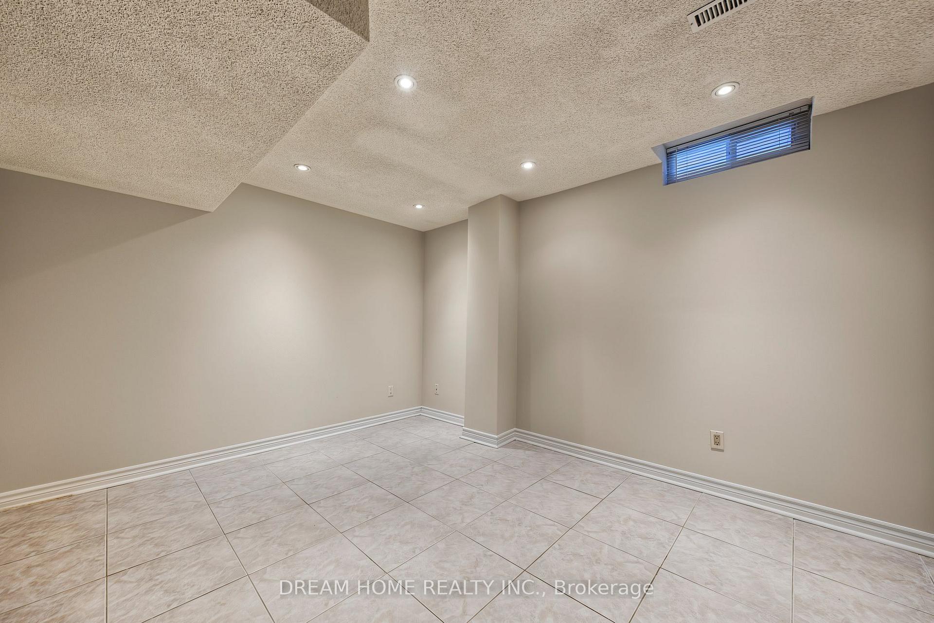 Photo 39 of 509 Forest Drive, Vaughan, West Woodbridge — HOMEH