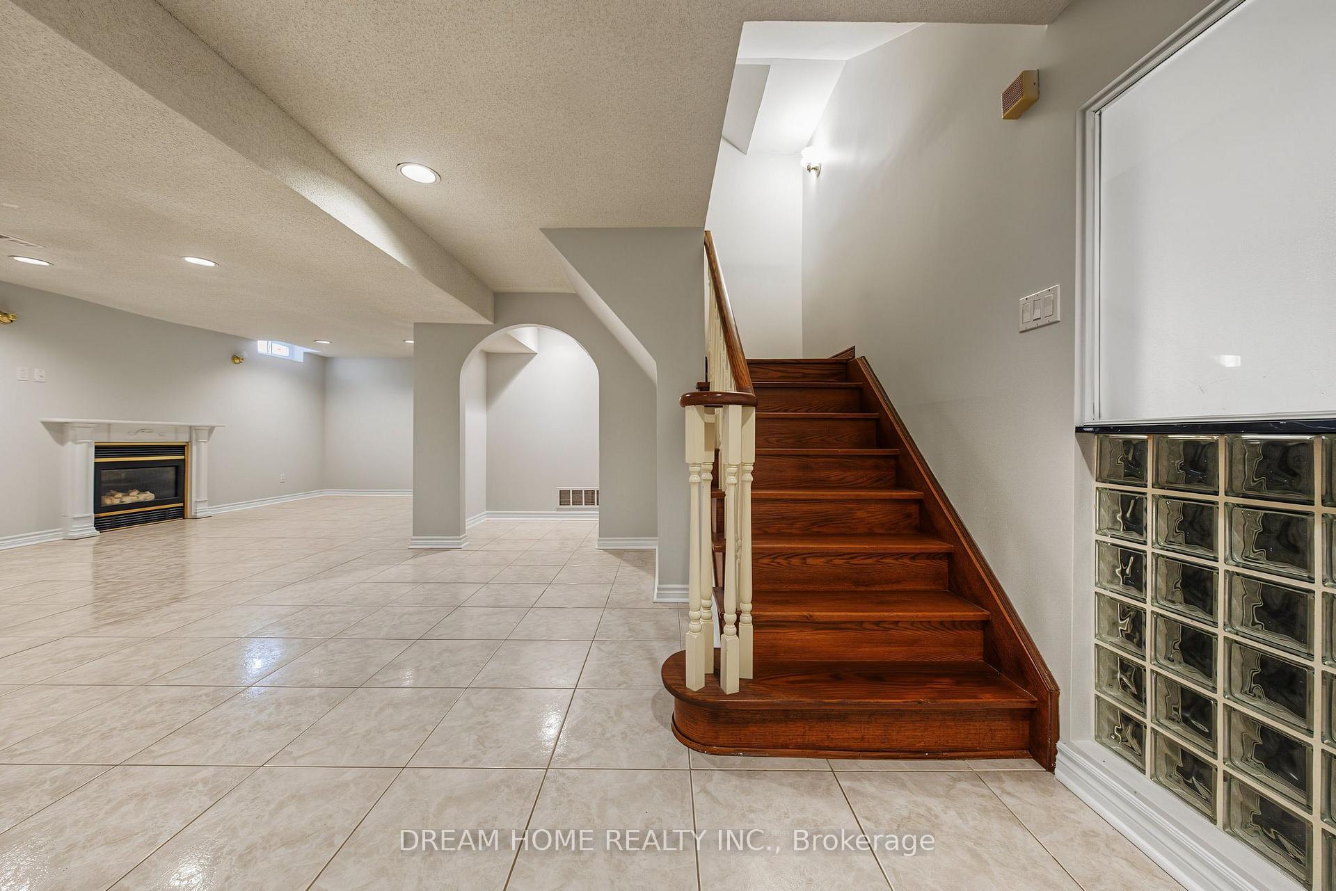 Photo 43 of 509 Forest Drive, Vaughan, West Woodbridge — HOMEH