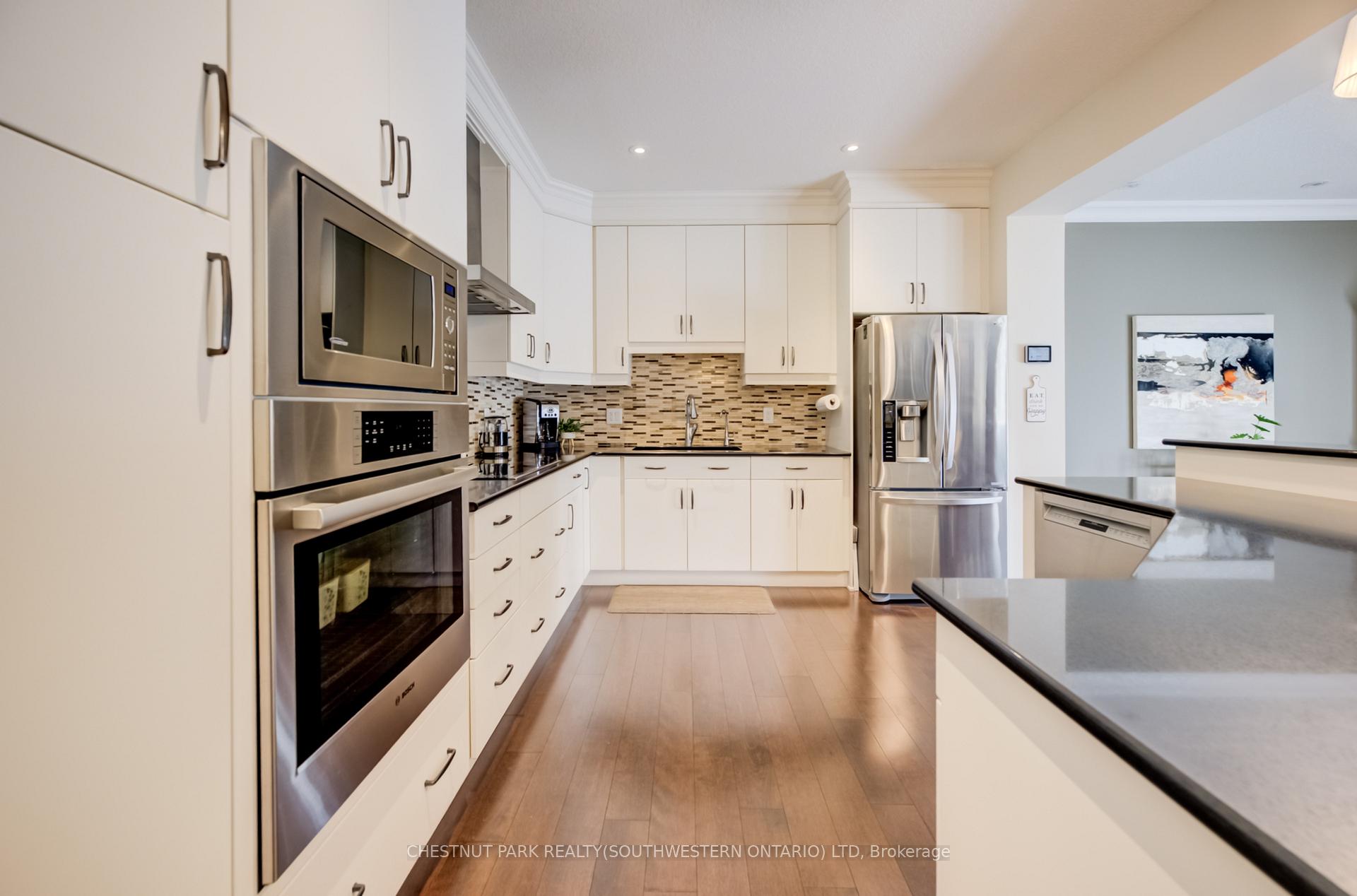 Photo 12 of Unit 10, 435 Winchester Drive, Waterloo, Beechwood West — HOMEH