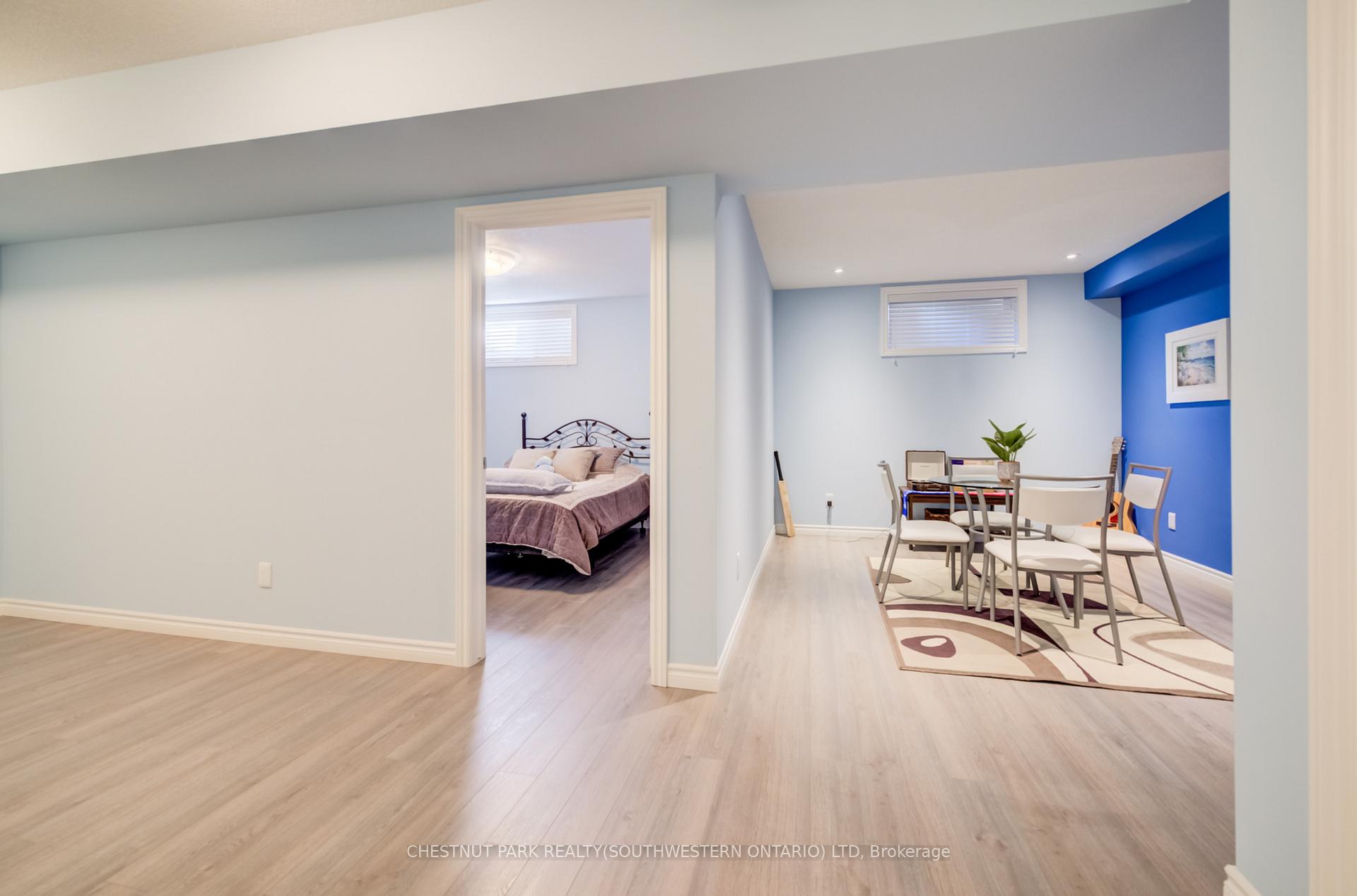 Photo 33 of Unit 10, 435 Winchester Drive, Waterloo, Beechwood West — HOMEH