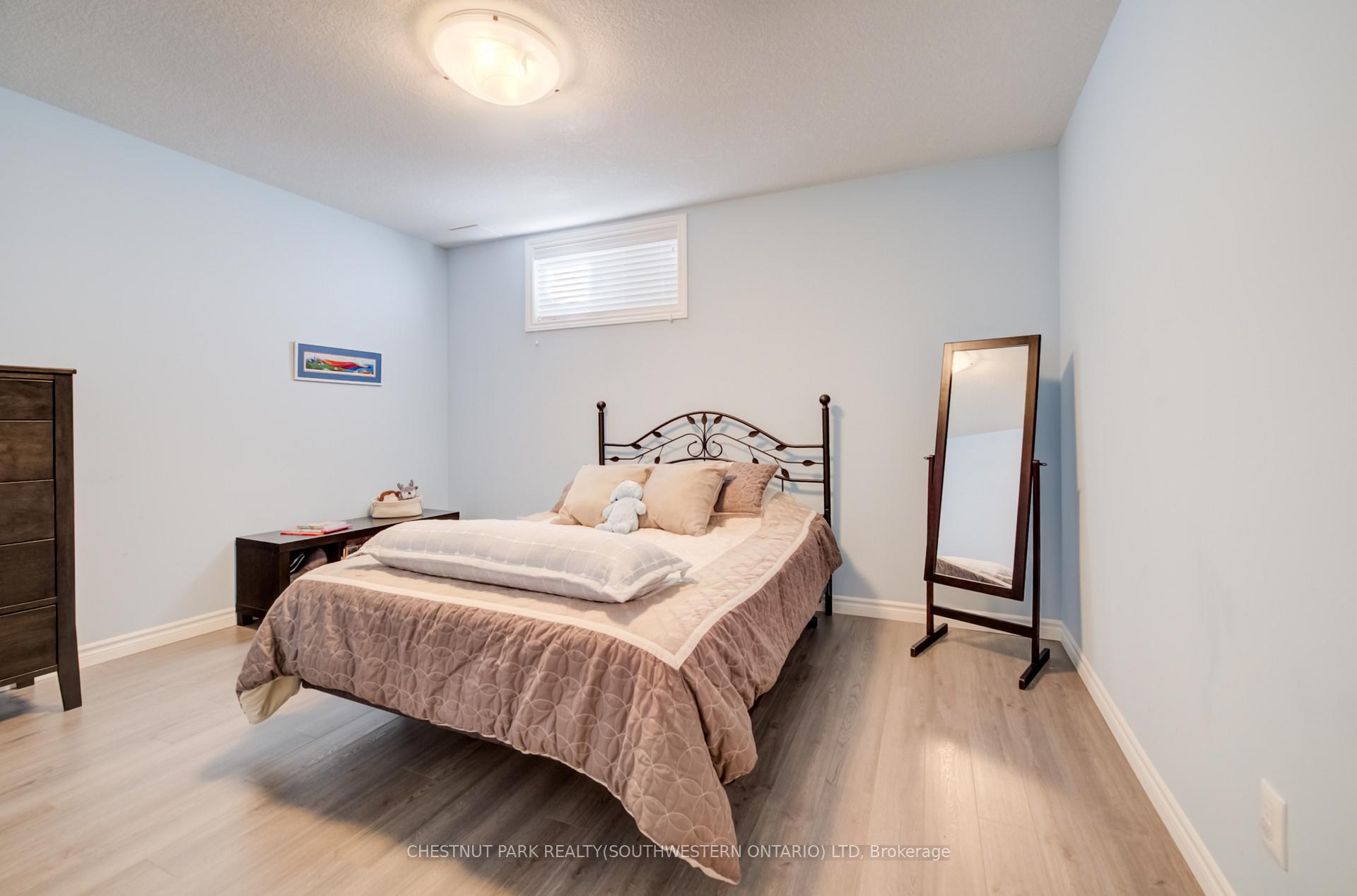 Photo 35 of Unit 10, 435 Winchester Drive, Waterloo, Beechwood West — HOMEH