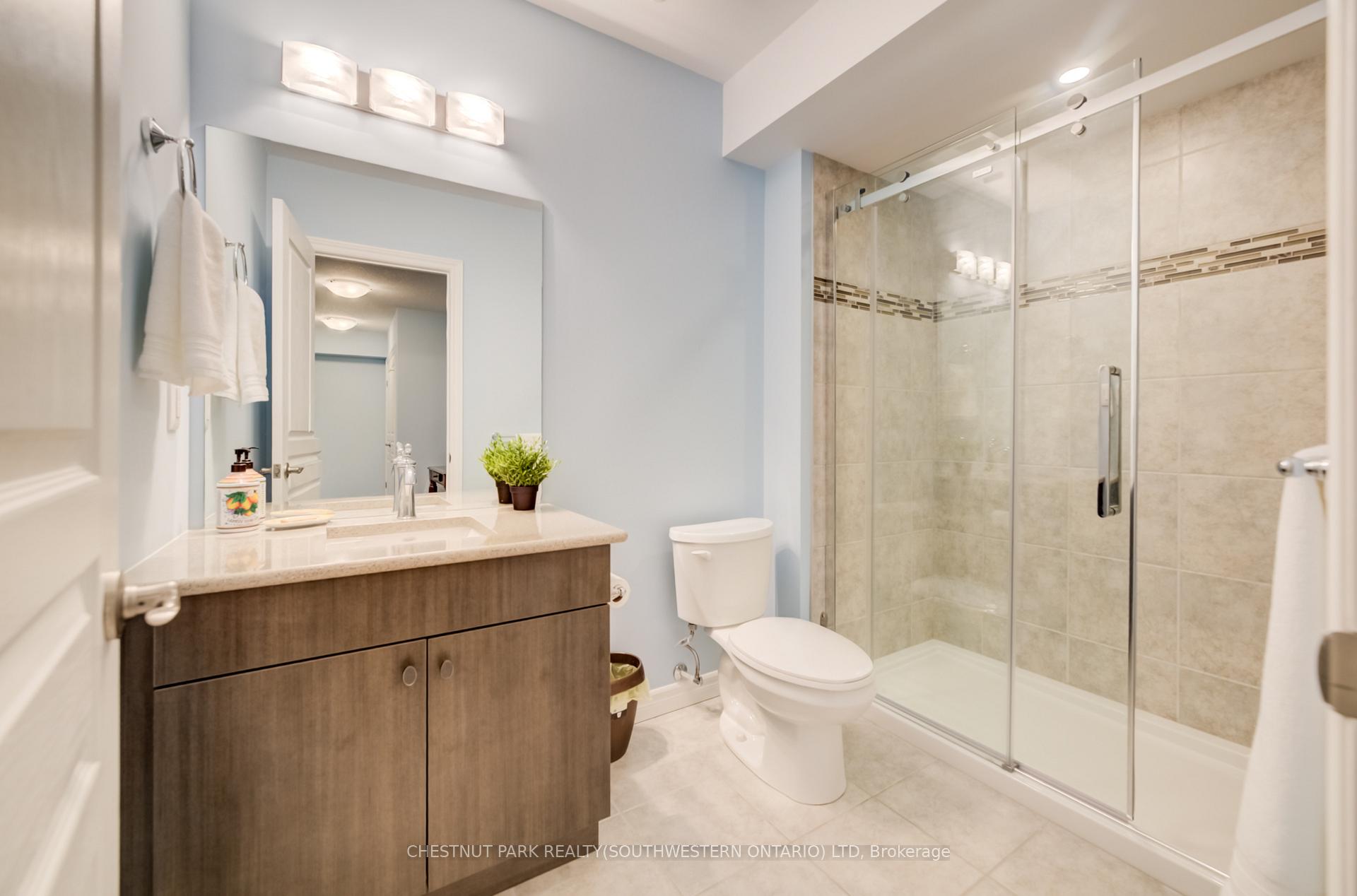 Photo 37 of Unit 10, 435 Winchester Drive, Waterloo, Beechwood West — HOMEH