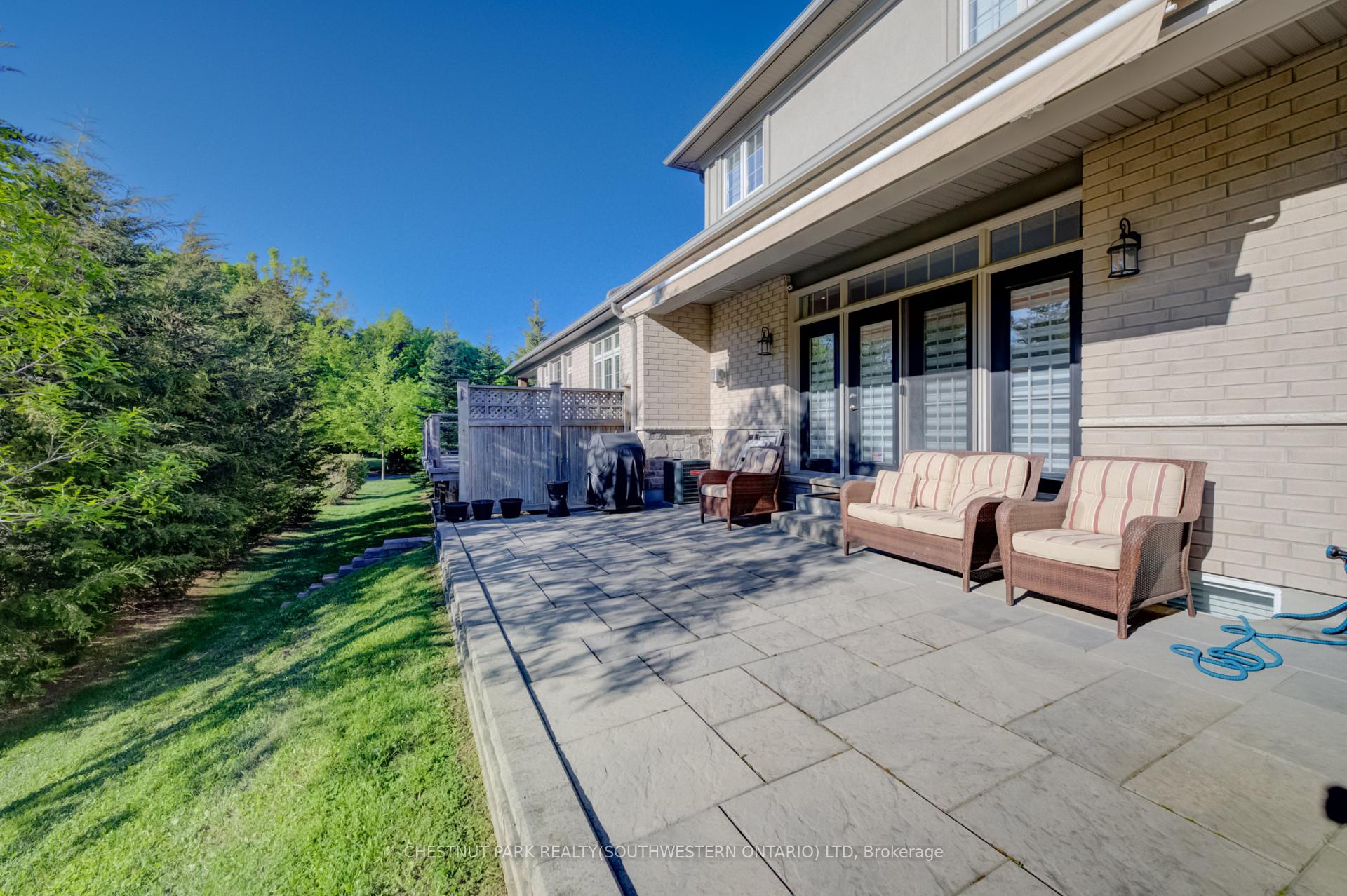 Photo 41 of Unit 10, 435 Winchester Drive, Waterloo, Beechwood West — HOMEH