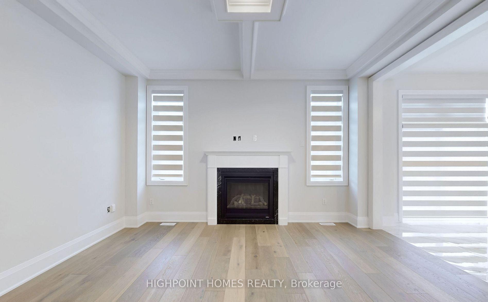 Photo 5 of 15 Sauder Drive, Markham, Middlefield — HOMEH