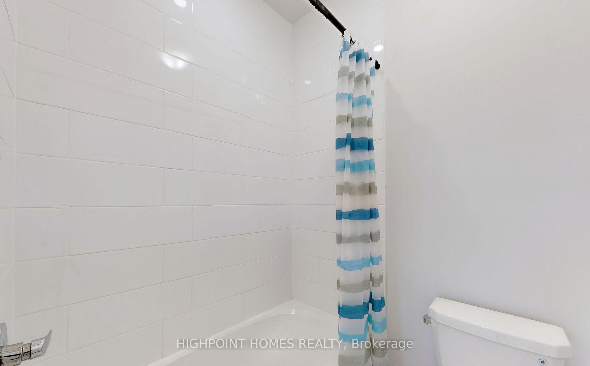 Photo 35 of 15 Sauder Drive, Markham, Middlefield — HOMEH