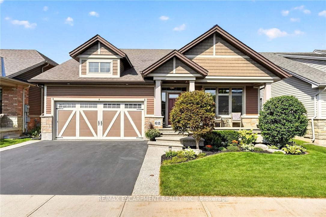 Photo 2 of 62 Forestview Court, West Lincoln, Smithville — HOMEH