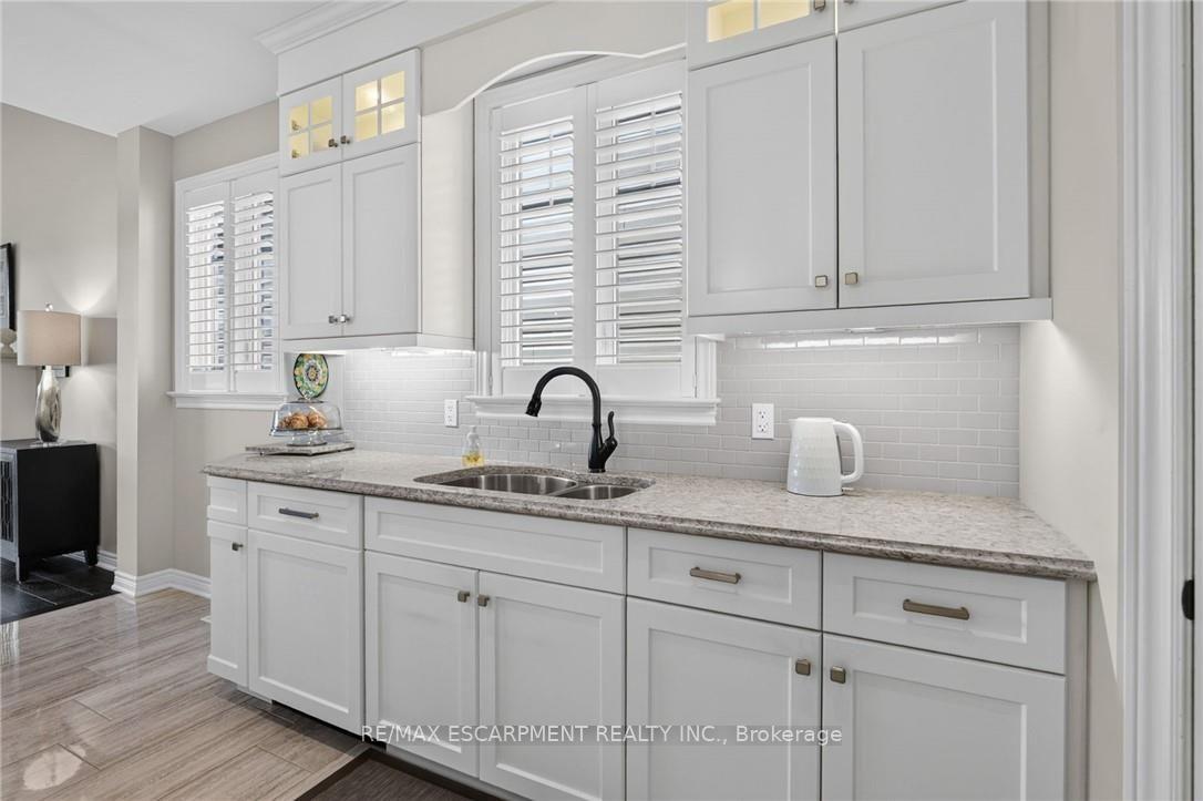 Photo 14 of 62 Forestview Court, West Lincoln, Smithville — HOMEH