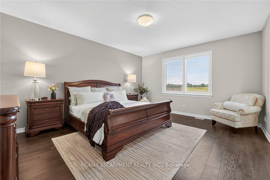 Photo 19 of 62 Forestview Court, West Lincoln, Smithville — HOMEH