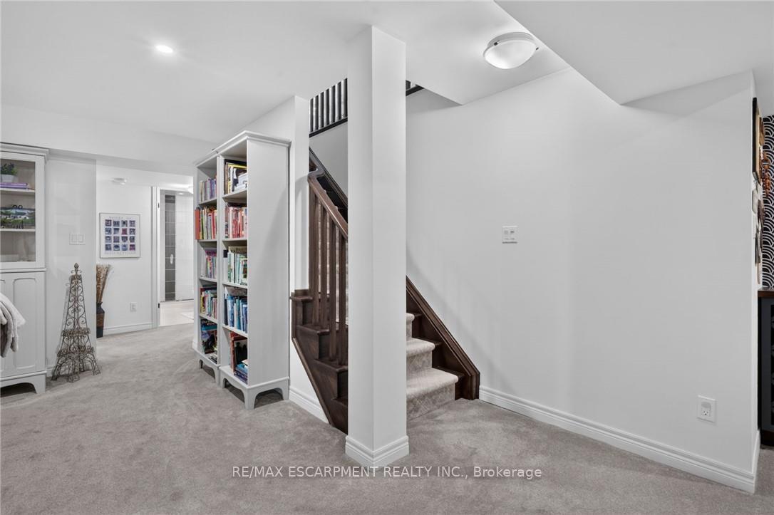 Photo 37 of 62 Forestview Court, West Lincoln, Smithville — HOMEH
