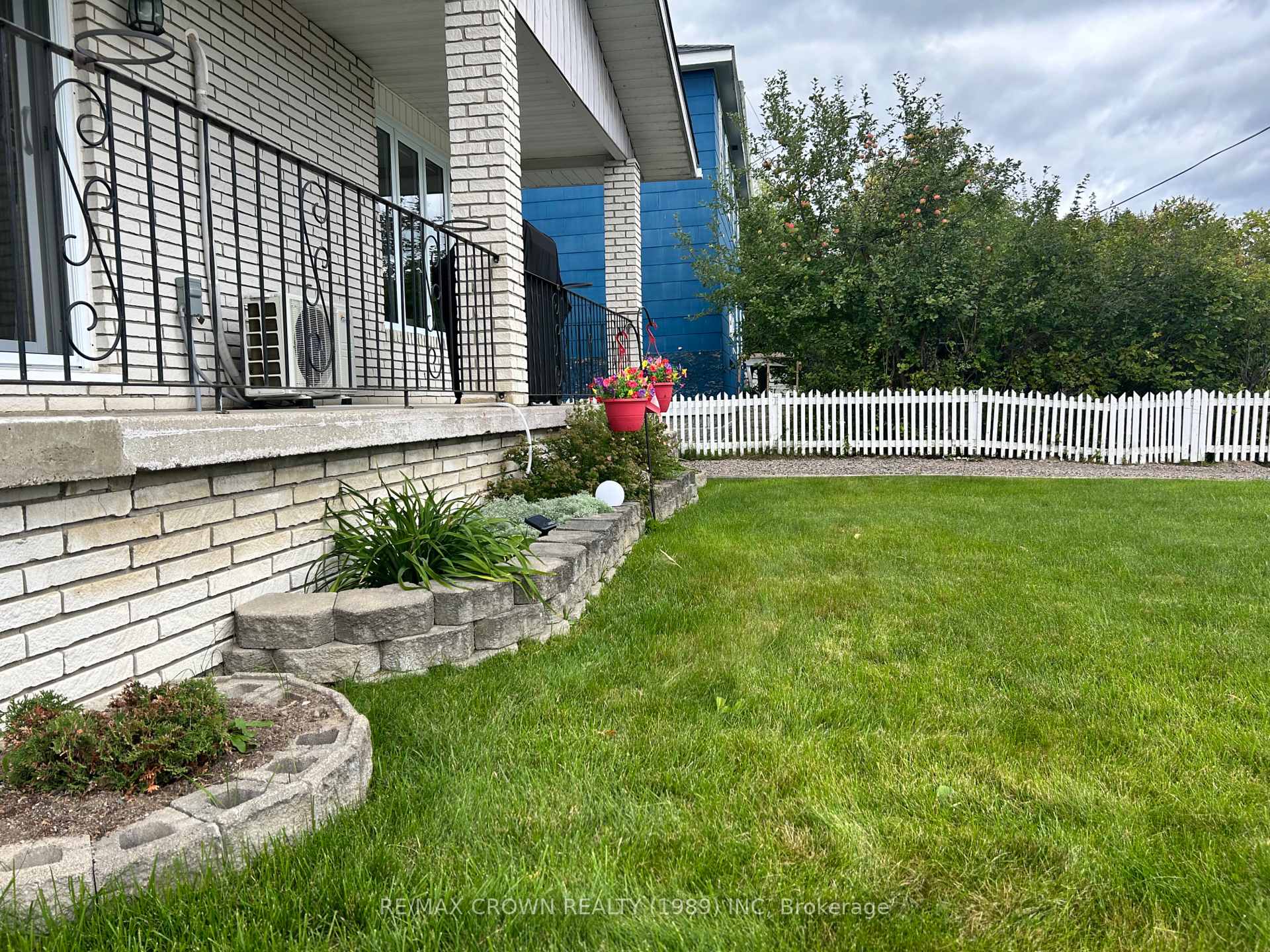 Photo 2 of 85 Byng Avenue E, Kapuskasing — HOMEH
