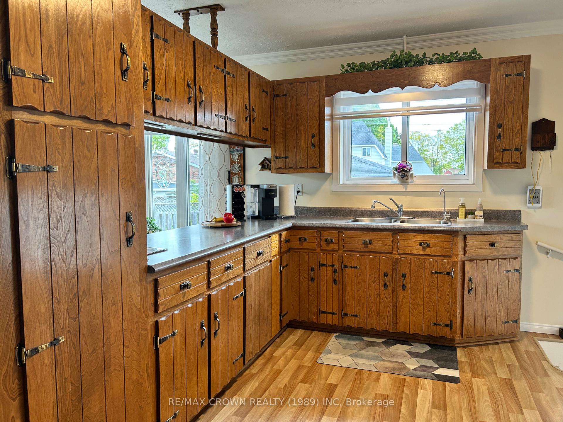 Photo 11 of 85 Byng Avenue E, Kapuskasing — HOMEH