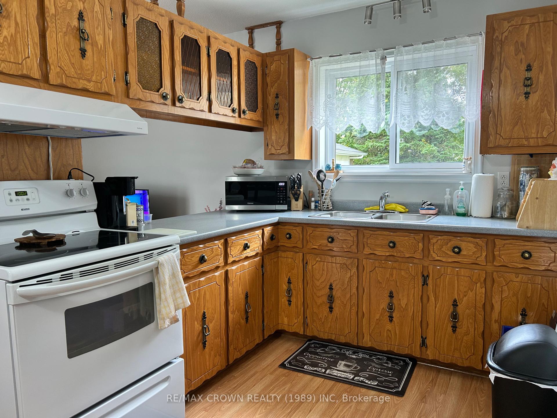 Photo 35 of 85 Byng Avenue E, Kapuskasing — HOMEH
