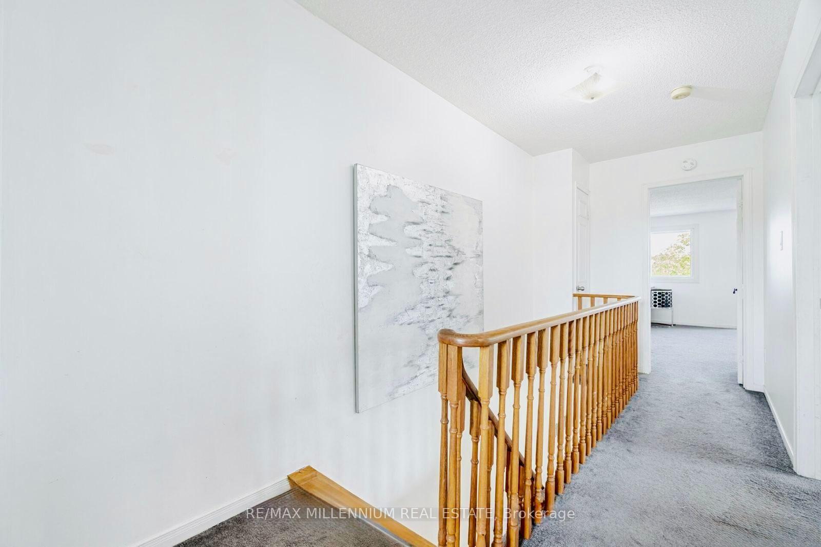 Photo 13 of 6 Sproule Drive, Brampton, Downtown Brampton — HOMEH