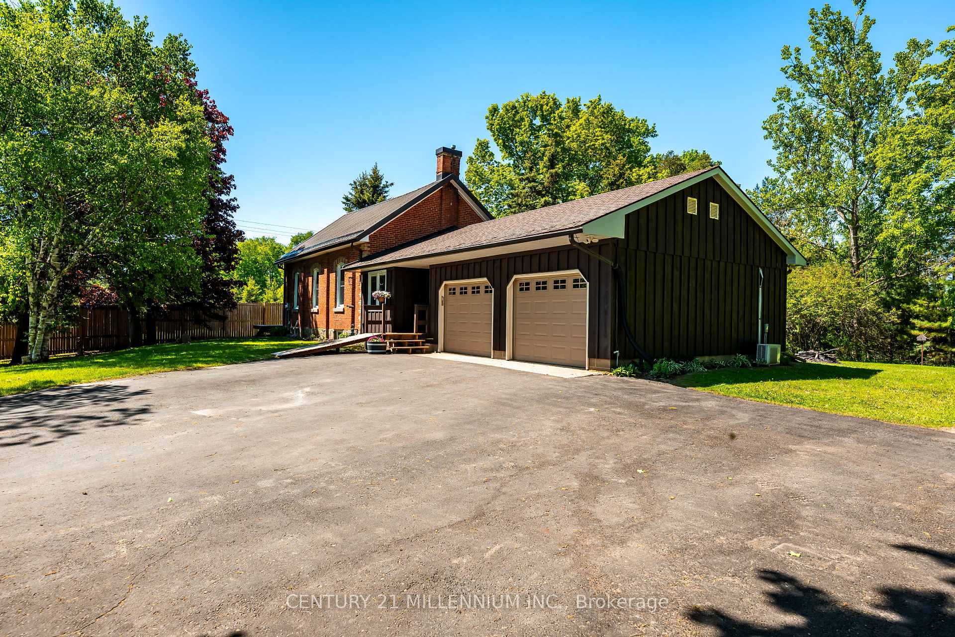 Photo 1 of 793004 3rd Line EHS, Mono, Rural Mono — HOMEH