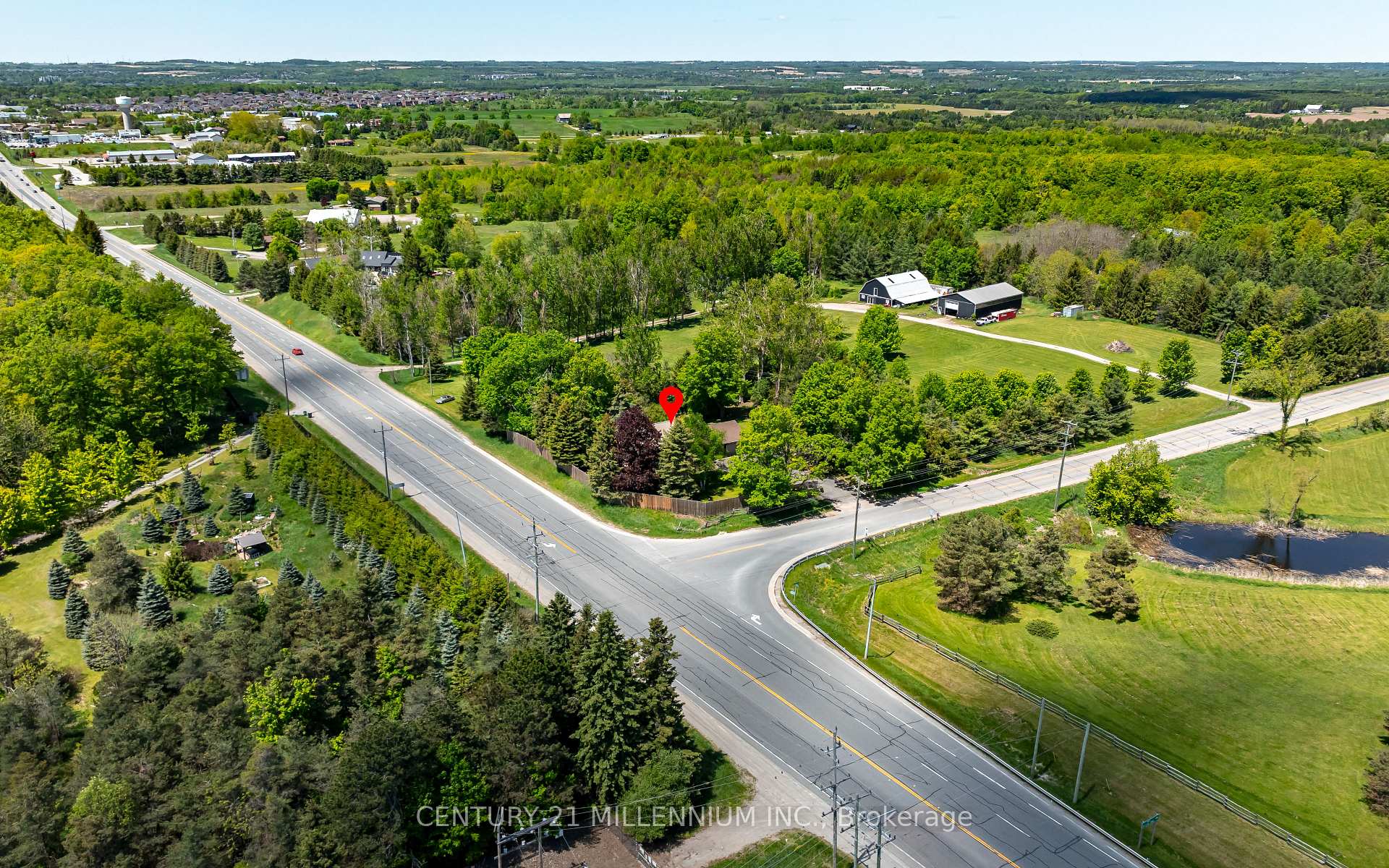 Photo 4 of 793004 3rd Line EHS, Mono, Rural Mono — HOMEH