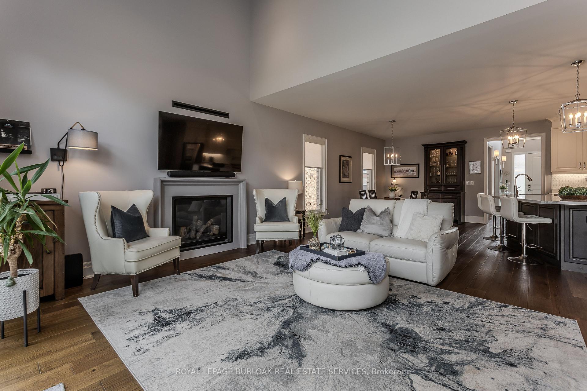 Photo 8 of 72 Pond View Gate, Hamilton, Waterdown — HOMEH