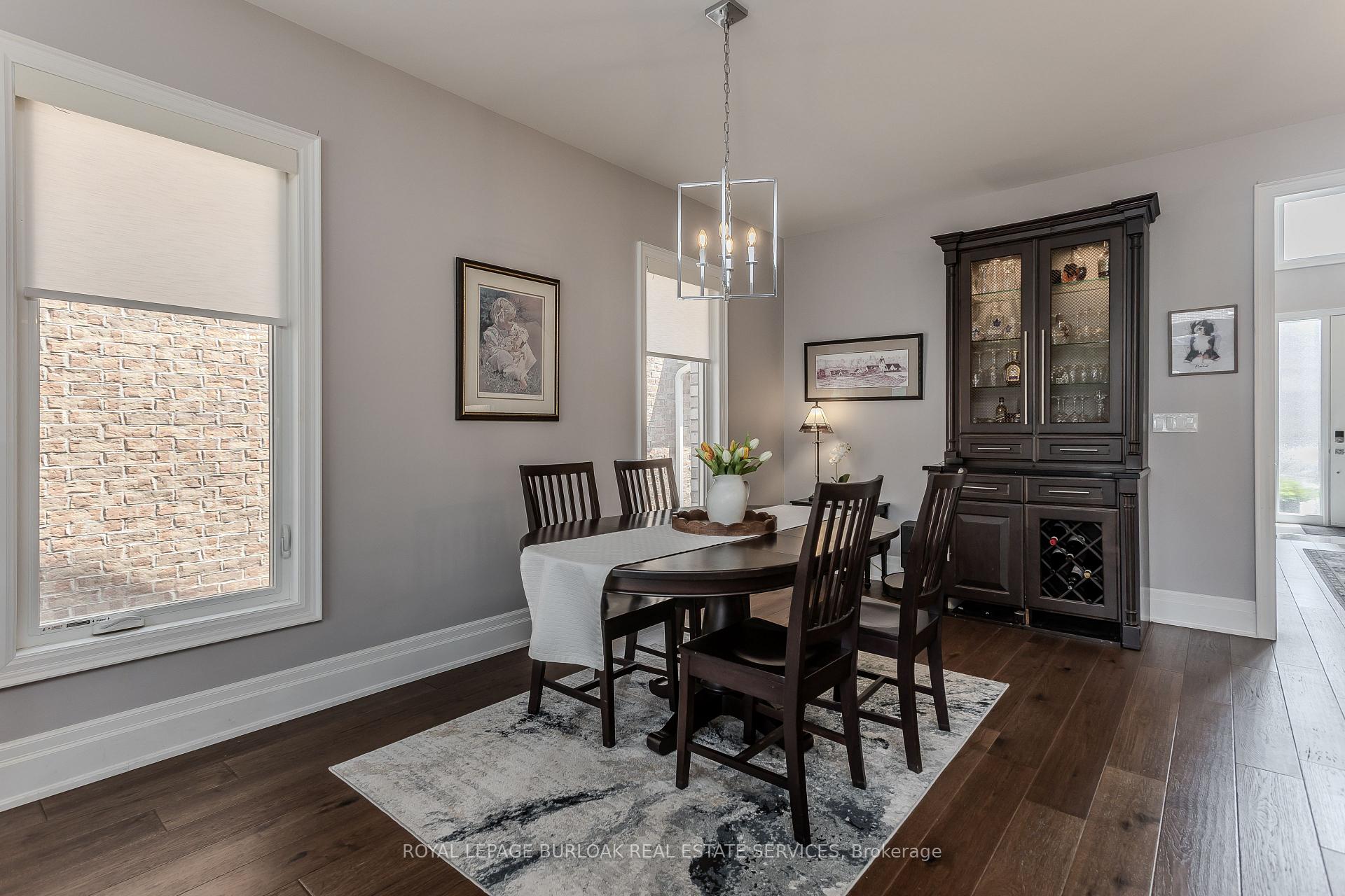 Photo 11 of 72 Pond View Gate, Hamilton, Waterdown — HOMEH