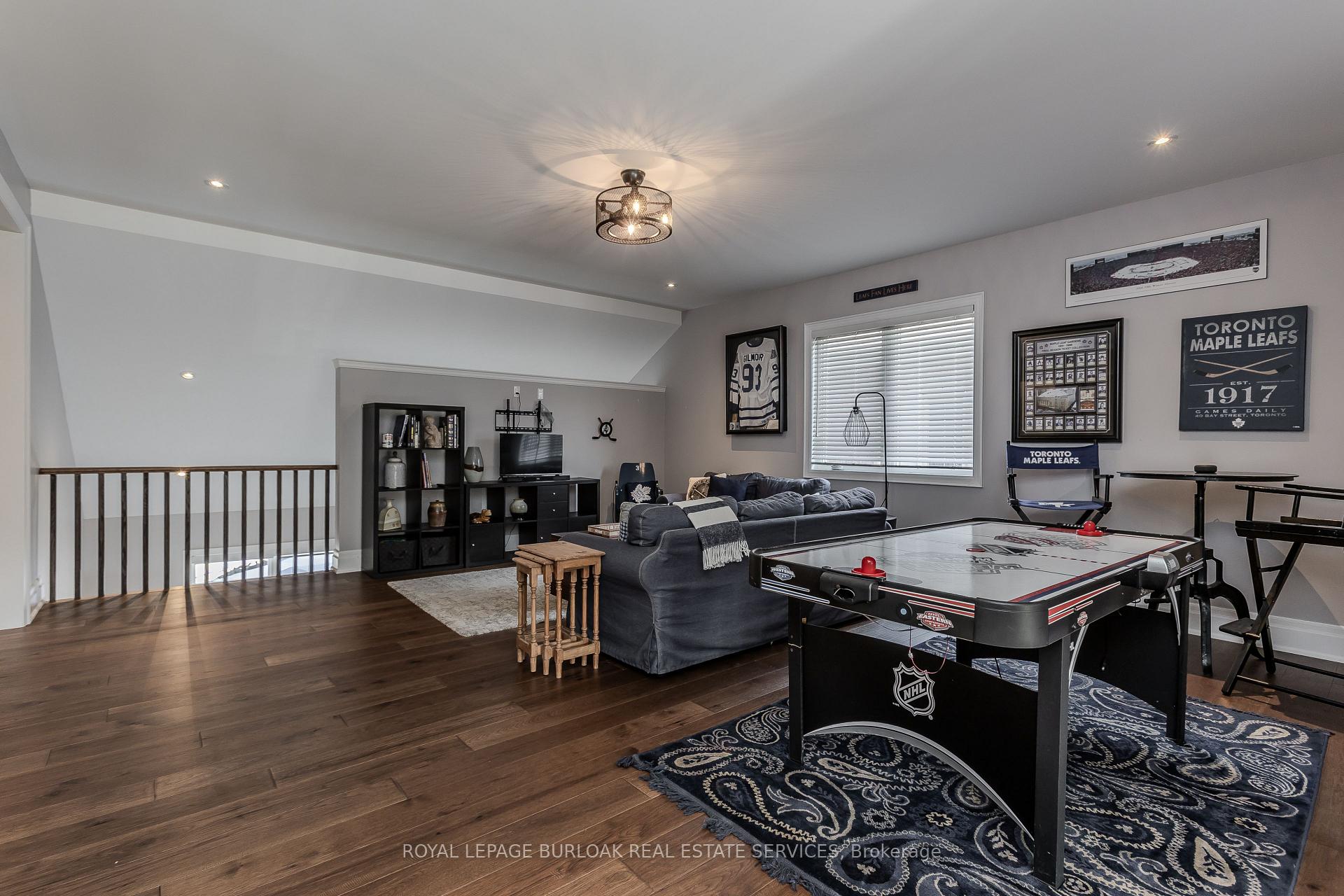 Photo 22 of 72 Pond View Gate, Hamilton, Waterdown — HOMEH