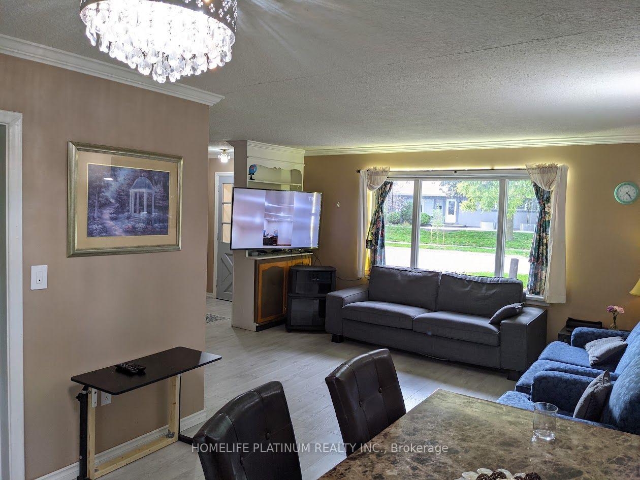 Photo 15 of 89 Eldomar Avenue, Brampton, Brampton East — HOMEH