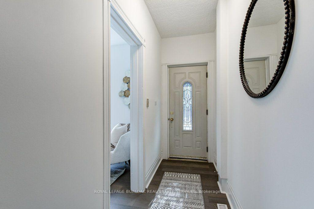 Photo 3 of 533 Catharine Street N, Hamilton, North End — HOMEH