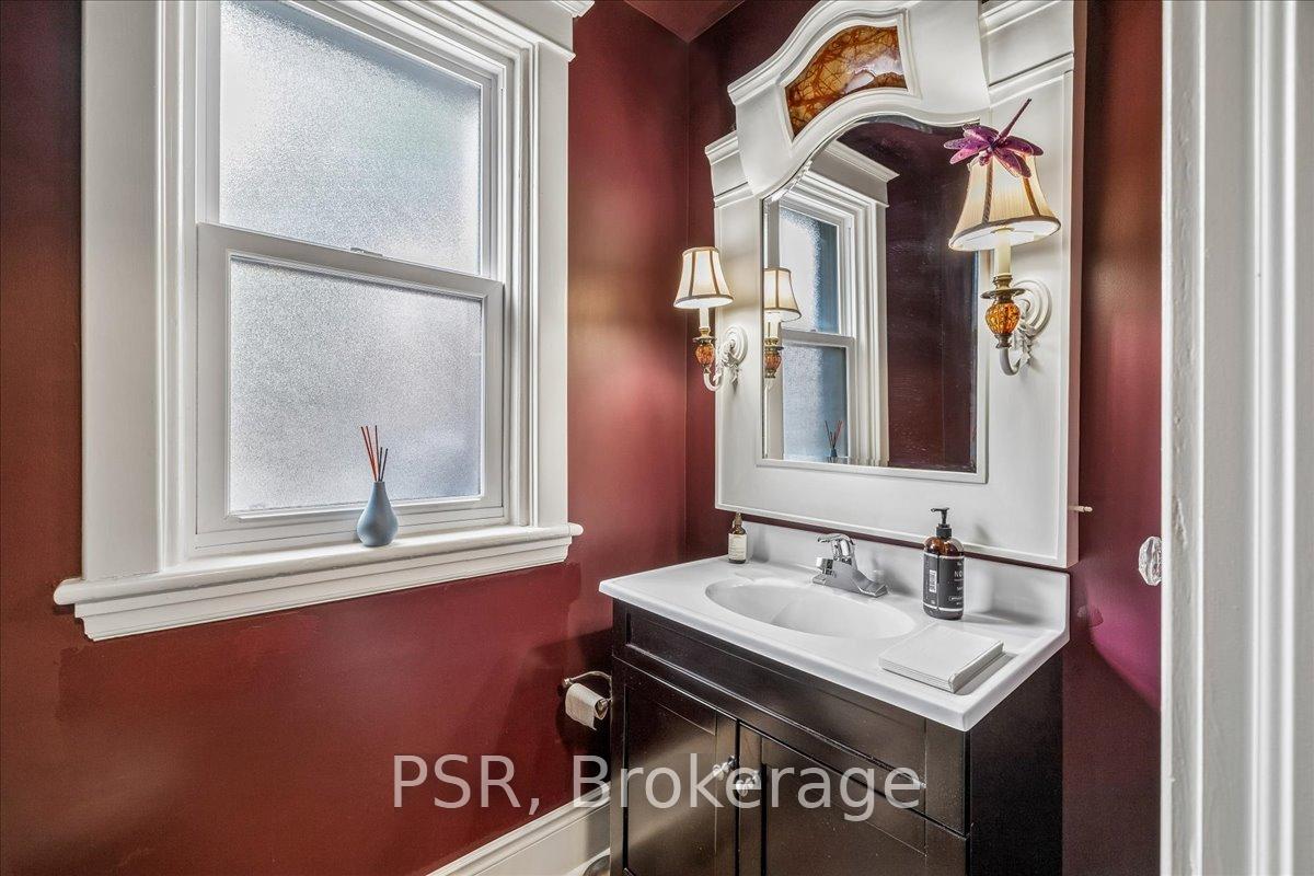 Photo 15 of 40 Stanley Avenue, Hamilton, Kirkendall — HOMEH