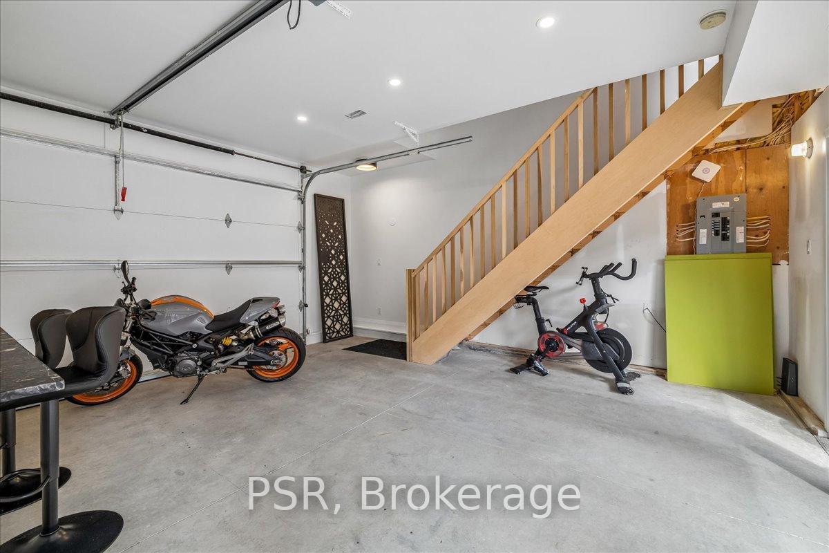 Photo 39 of 40 Stanley Avenue, Hamilton, Kirkendall — HOMEH