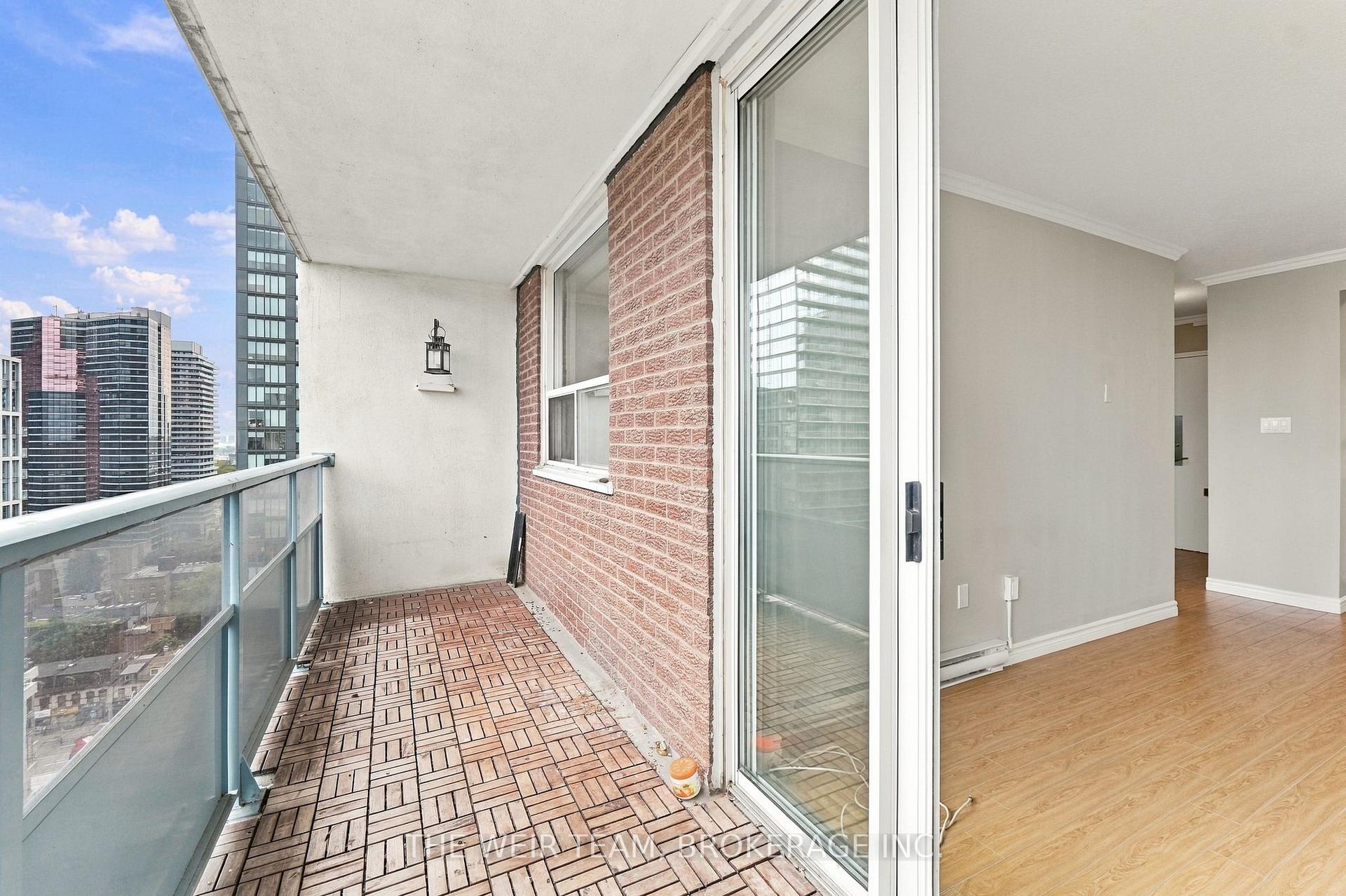 Photo 21 of Unit 2110, 30 Gloucester Street, Toronto, Church-Yonge Corridor — HOMEH