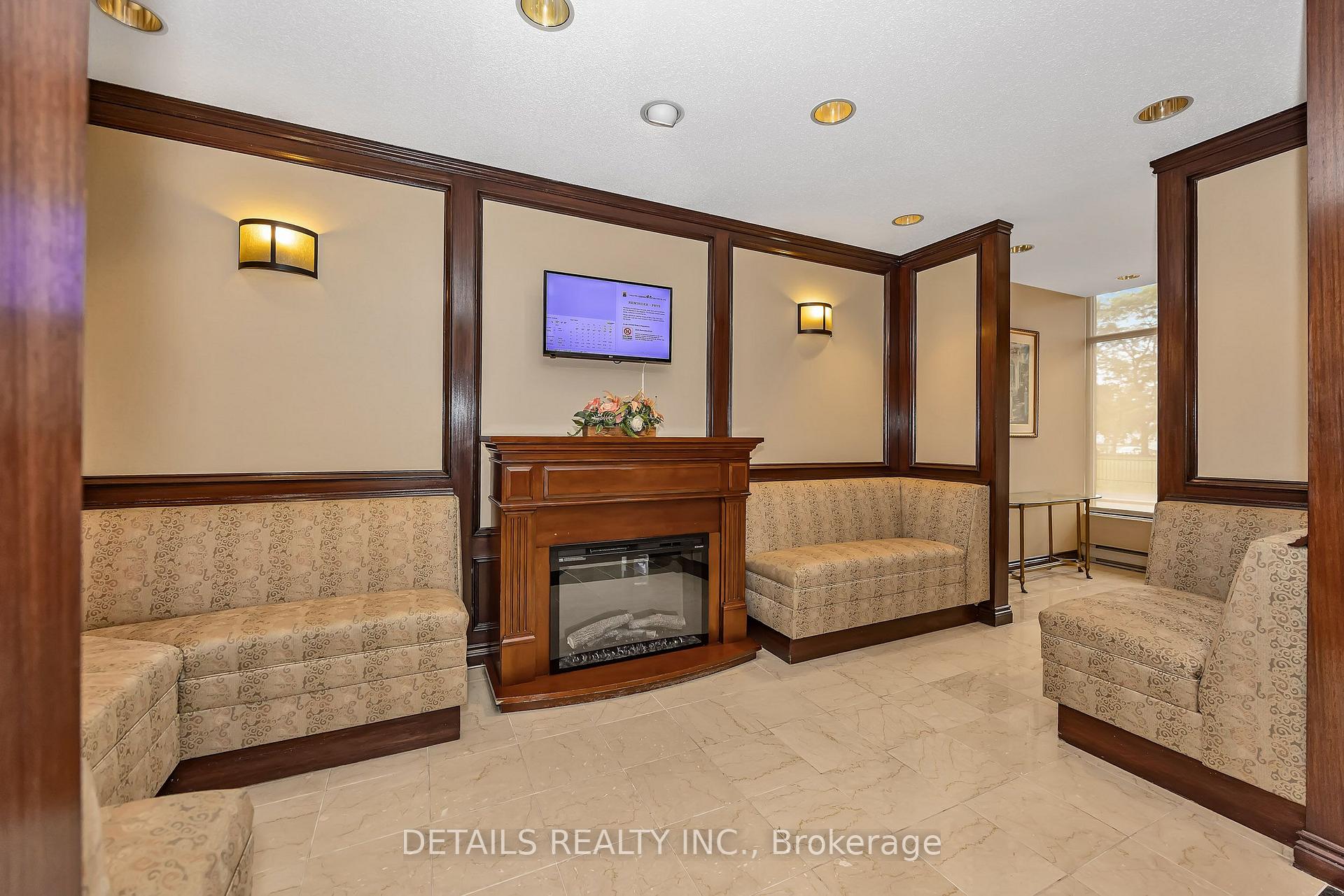 Photo 4 of Unit 908, 1705 Playfair Drive, Ottawa, Playfair Park — HOMEH