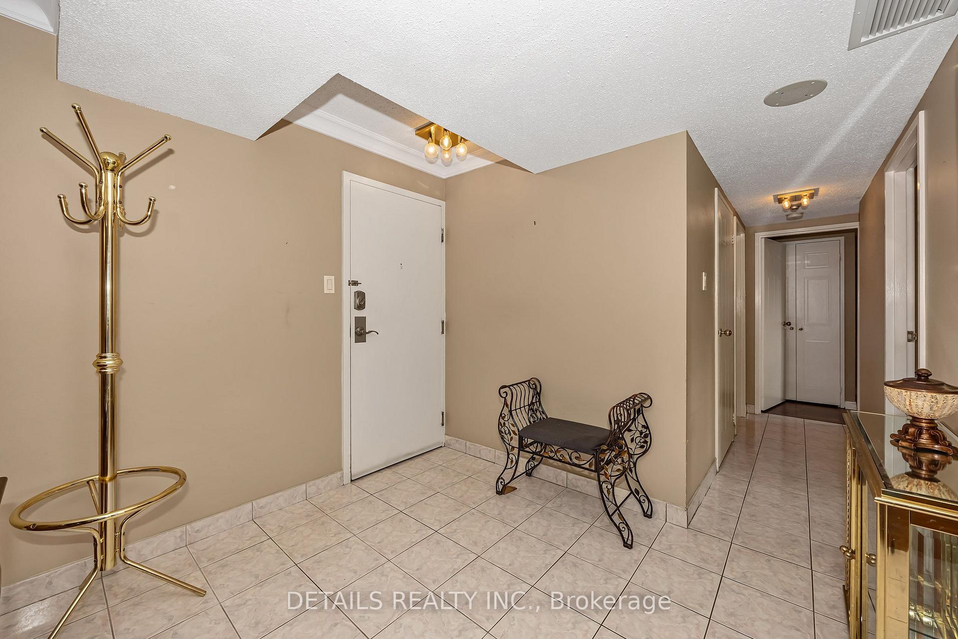 Photo 8 of Unit 908, 1705 Playfair Drive, Ottawa, Playfair Park — HOMEH