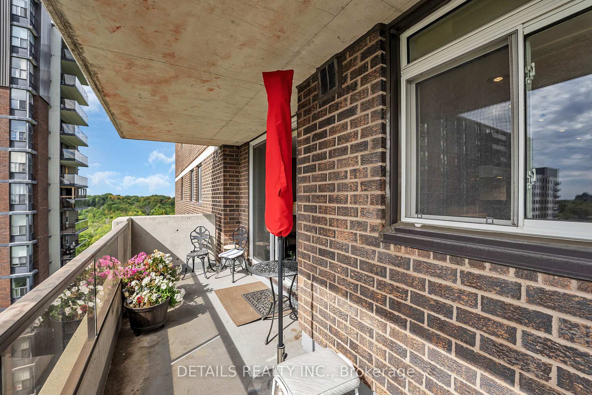 Photo 9 of Unit 908, 1705 Playfair Drive, Ottawa, Playfair Park — HOMEH