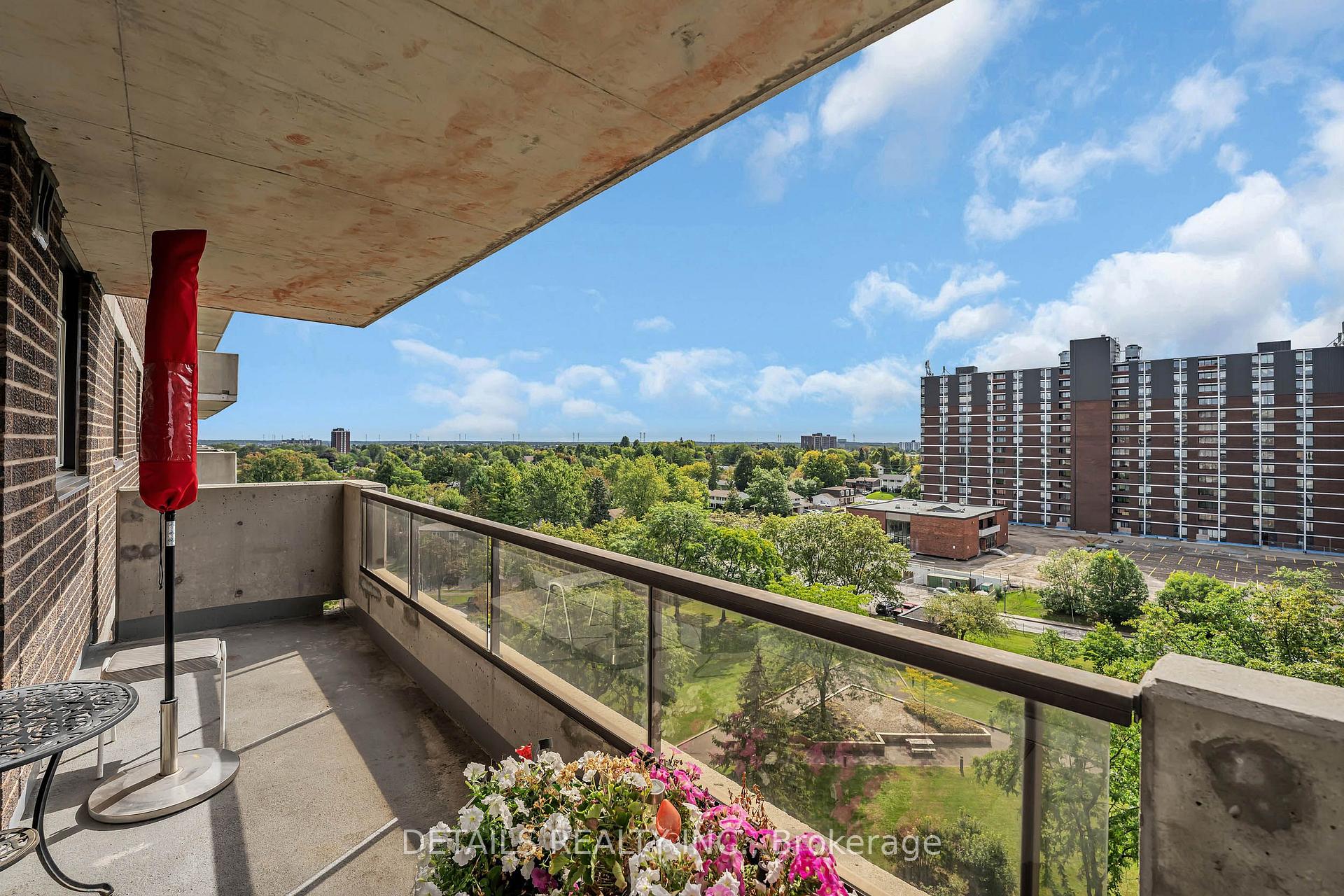 Photo 10 of Unit 908, 1705 Playfair Drive, Ottawa, Playfair Park — HOMEH