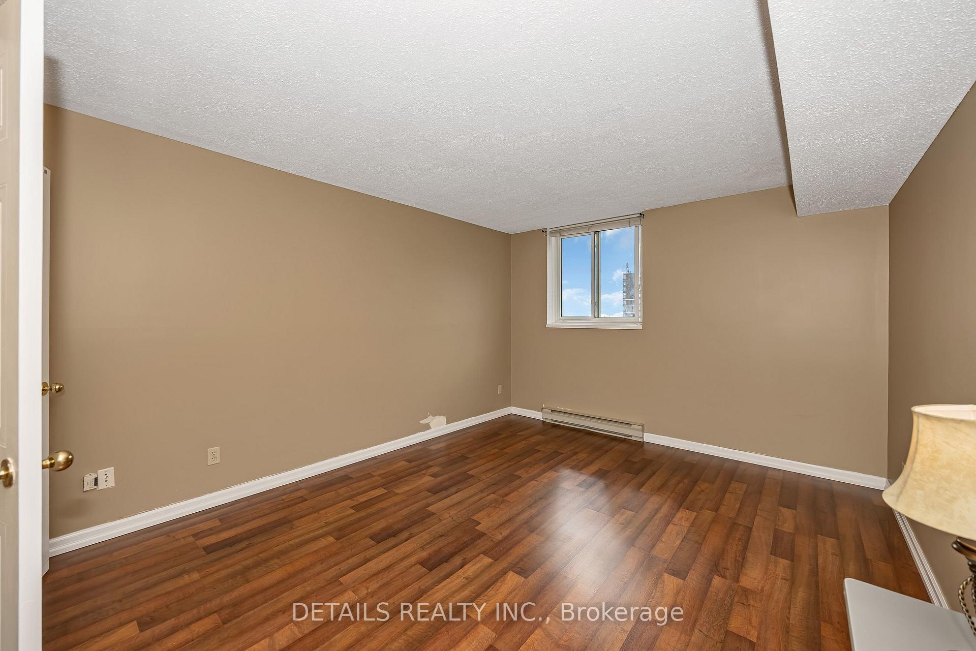 Photo 14 of Unit 908, 1705 Playfair Drive, Ottawa, Playfair Park — HOMEH