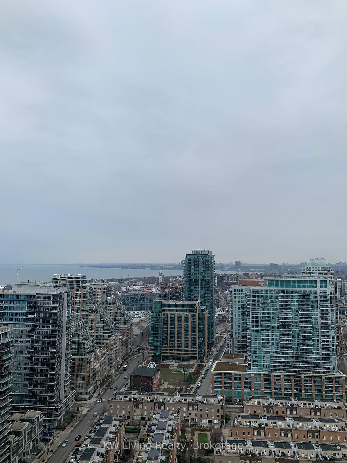 Photo 16 of Unit 3317, 19 Western Battery Road, Toronto, Niagara — HOMEH