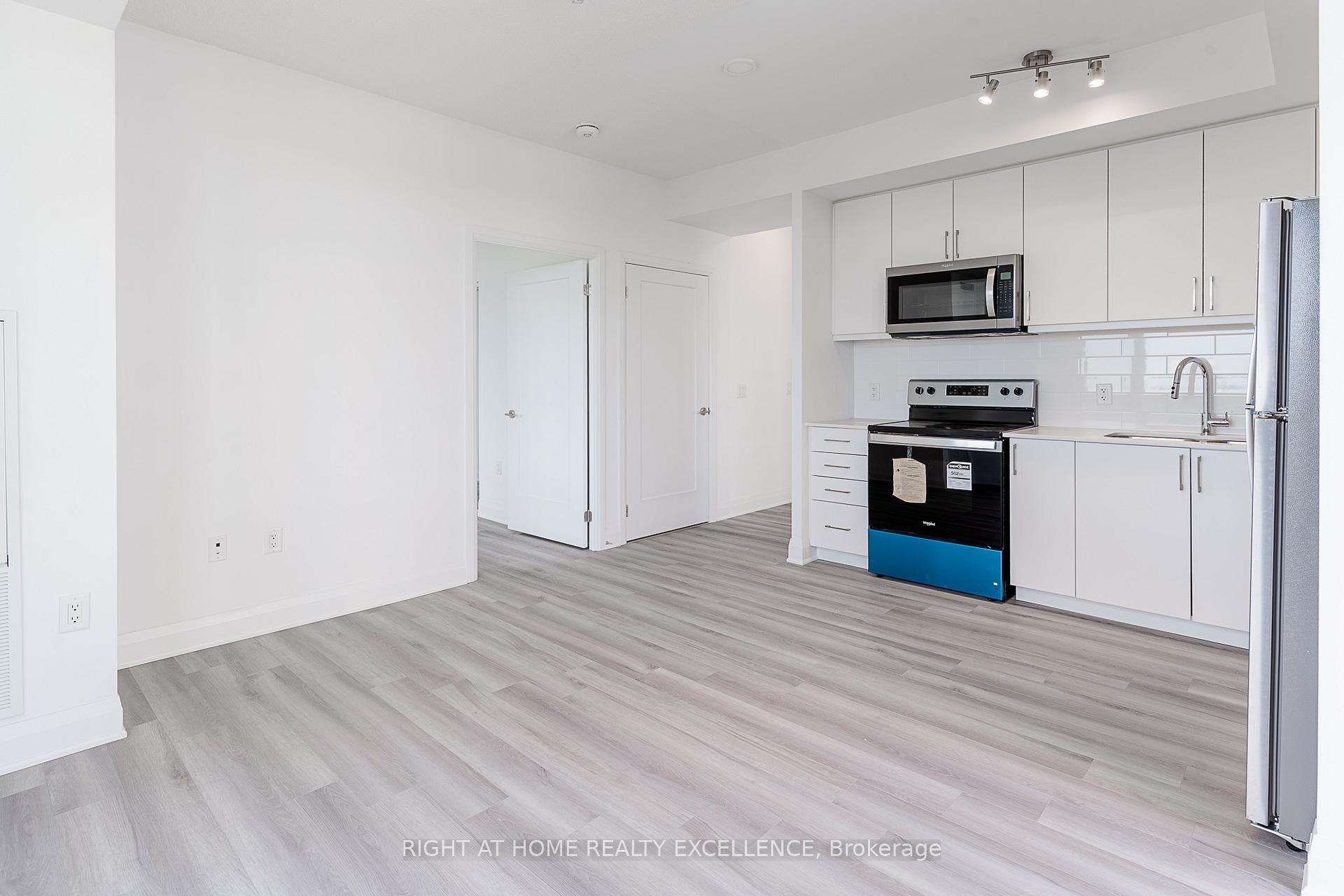 Photo 6 of Unit 1707, 3220 Sheppard Avenue, Scarborough, Tam O'Shanter-Sullivan — HOMEH