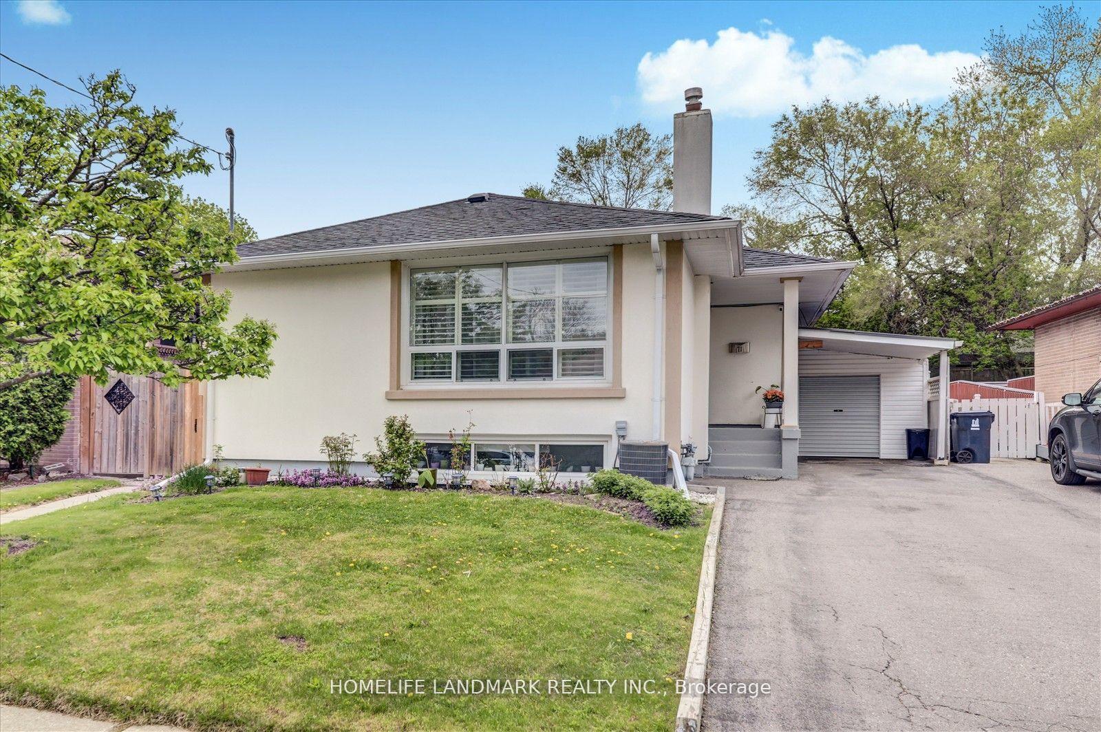 Photo 2 of 71 Sundance Crescent, Scarborough, Woburn — HOMEH
