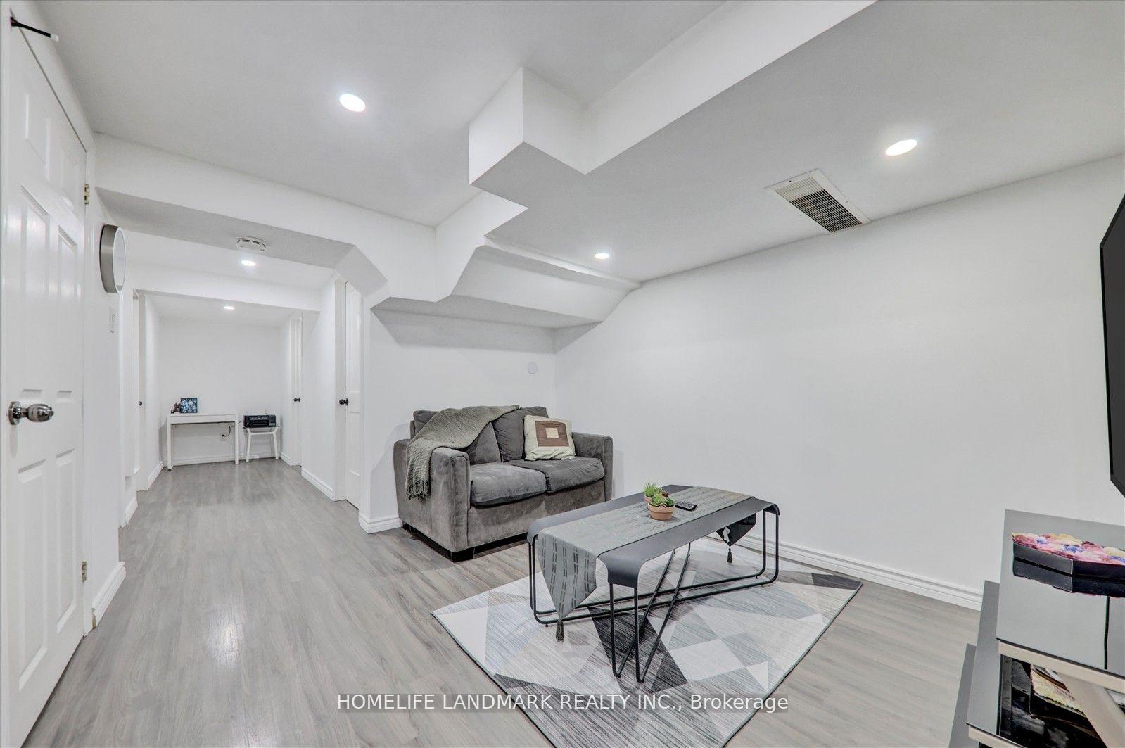 Photo 22 of 71 Sundance Crescent, Scarborough, Woburn — HOMEH